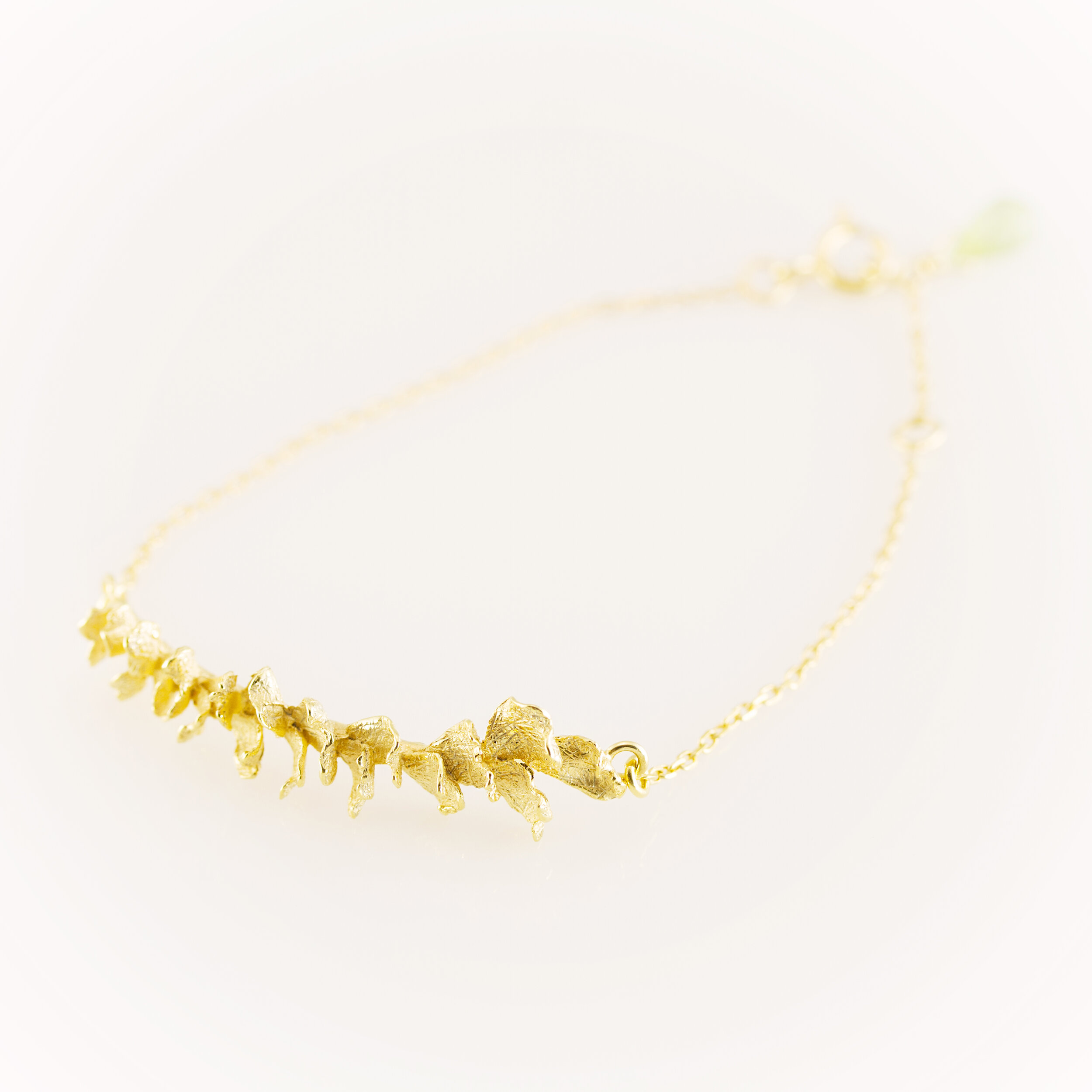 Bracelet pivoine barre créateur parisien