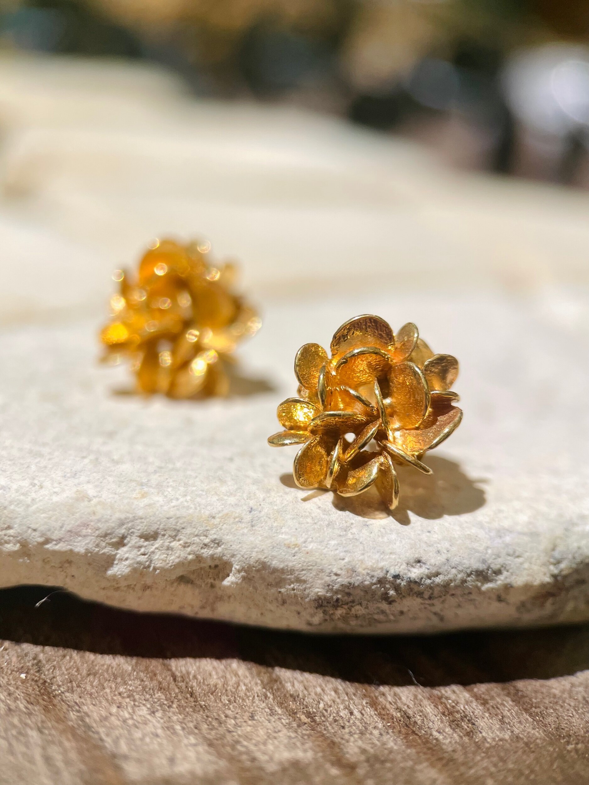 Boucles d'oreilles artisanales faites à Paris - La lueur de l'aube