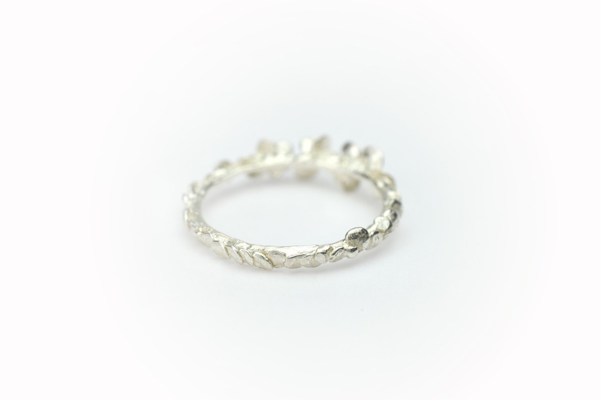 SUC01SVP-4+BAGUE+BIJOUX+DE+CREATEUR+%E3%81%AE%E3%82%B3%E3%83%94%E3%83%BC.jpg