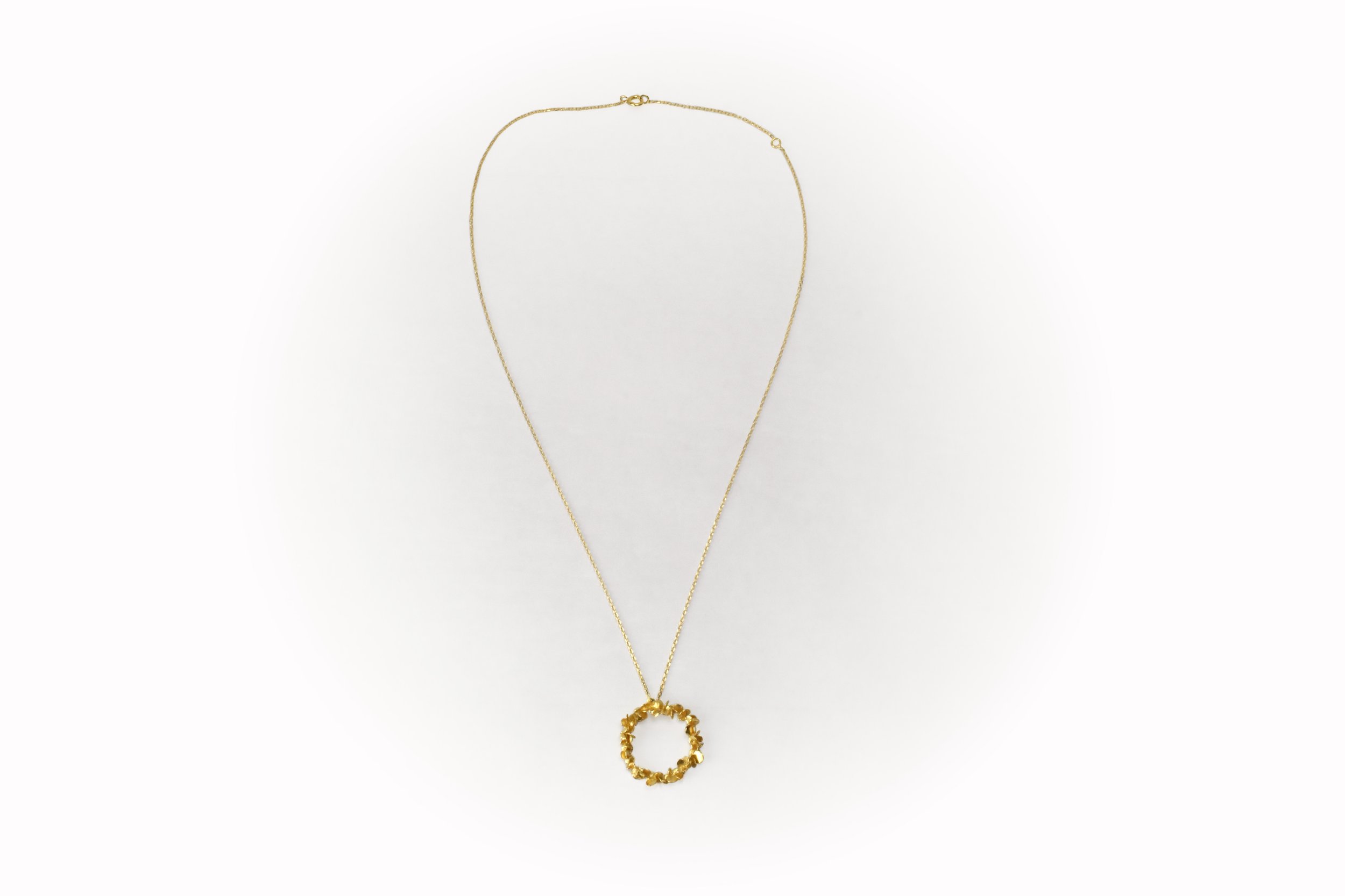 Collier rond artisanal de la collection Succulente