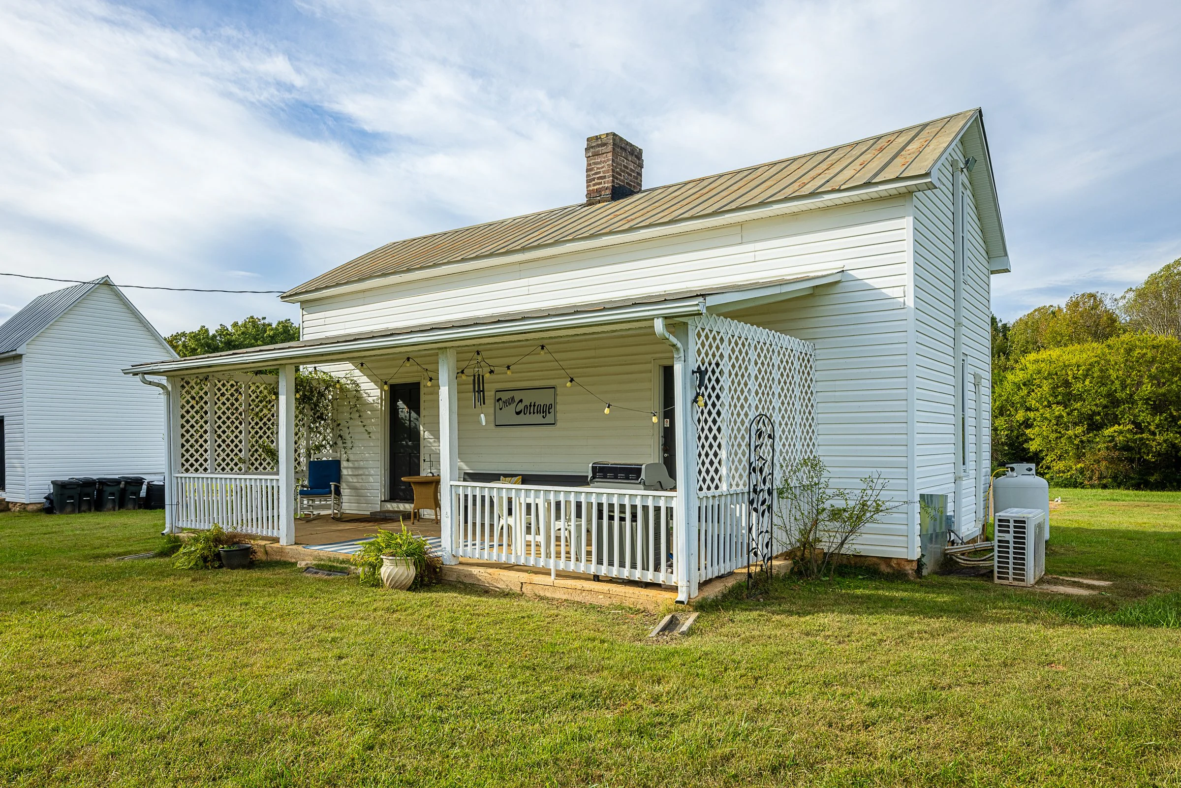 251007 SunnyView Inn & Events - 035 - Print 8x10.jpg