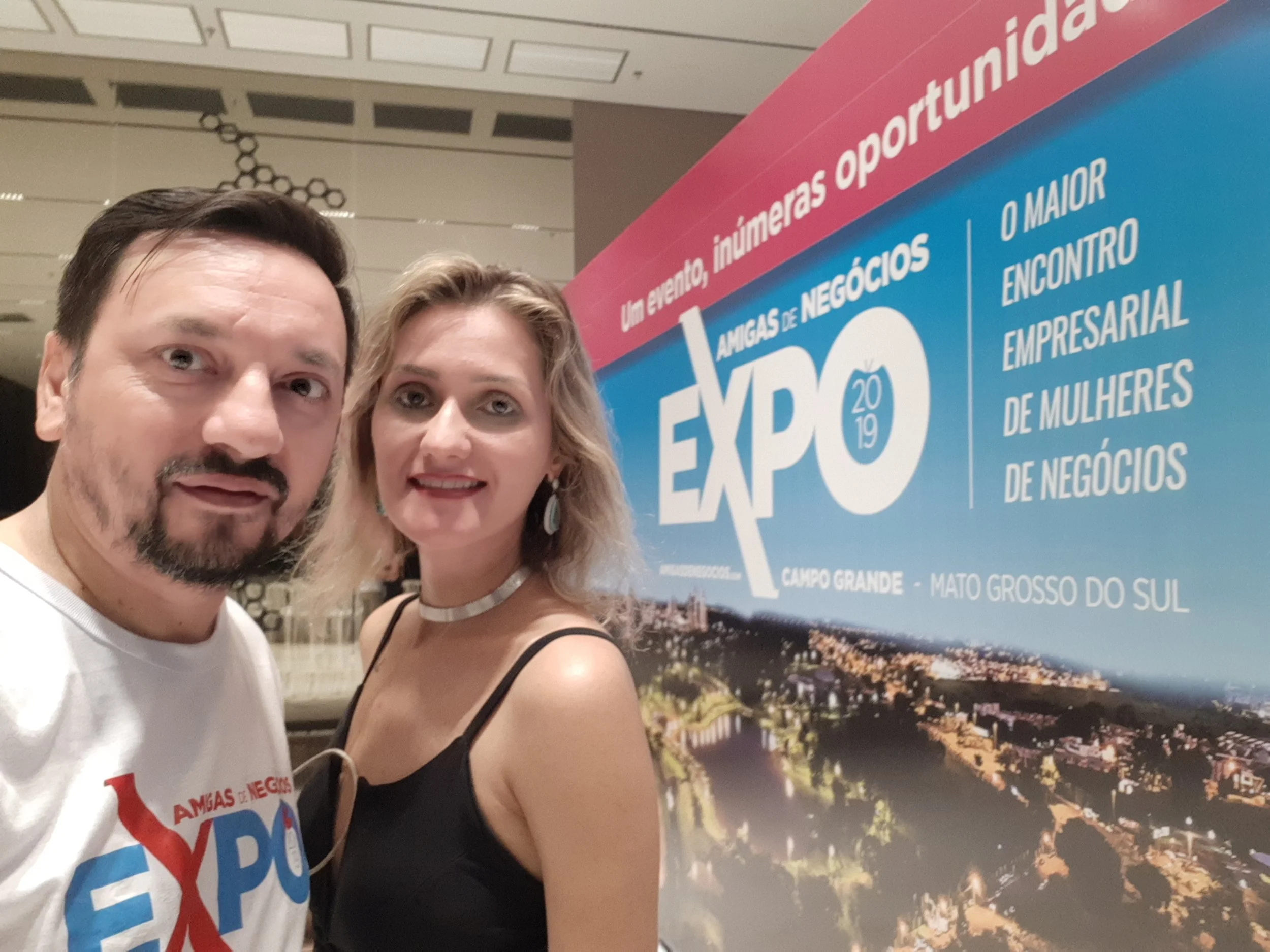 Washington Sanches e Noêmia Frazão organizadores da Expo Amigas de Negócios