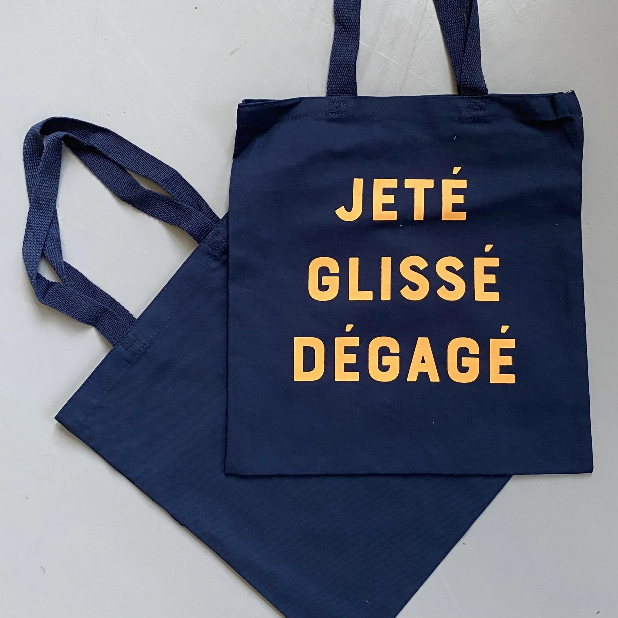 4E89B60D-5389-4ED4-9612-F8D14B8CA531