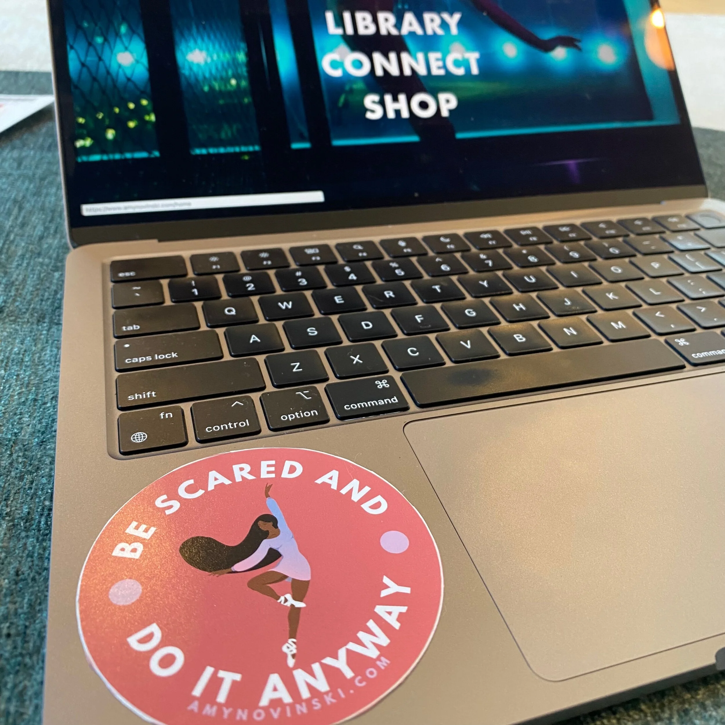 E85044AA-614A-4429-8135-E7ED44F98CB9