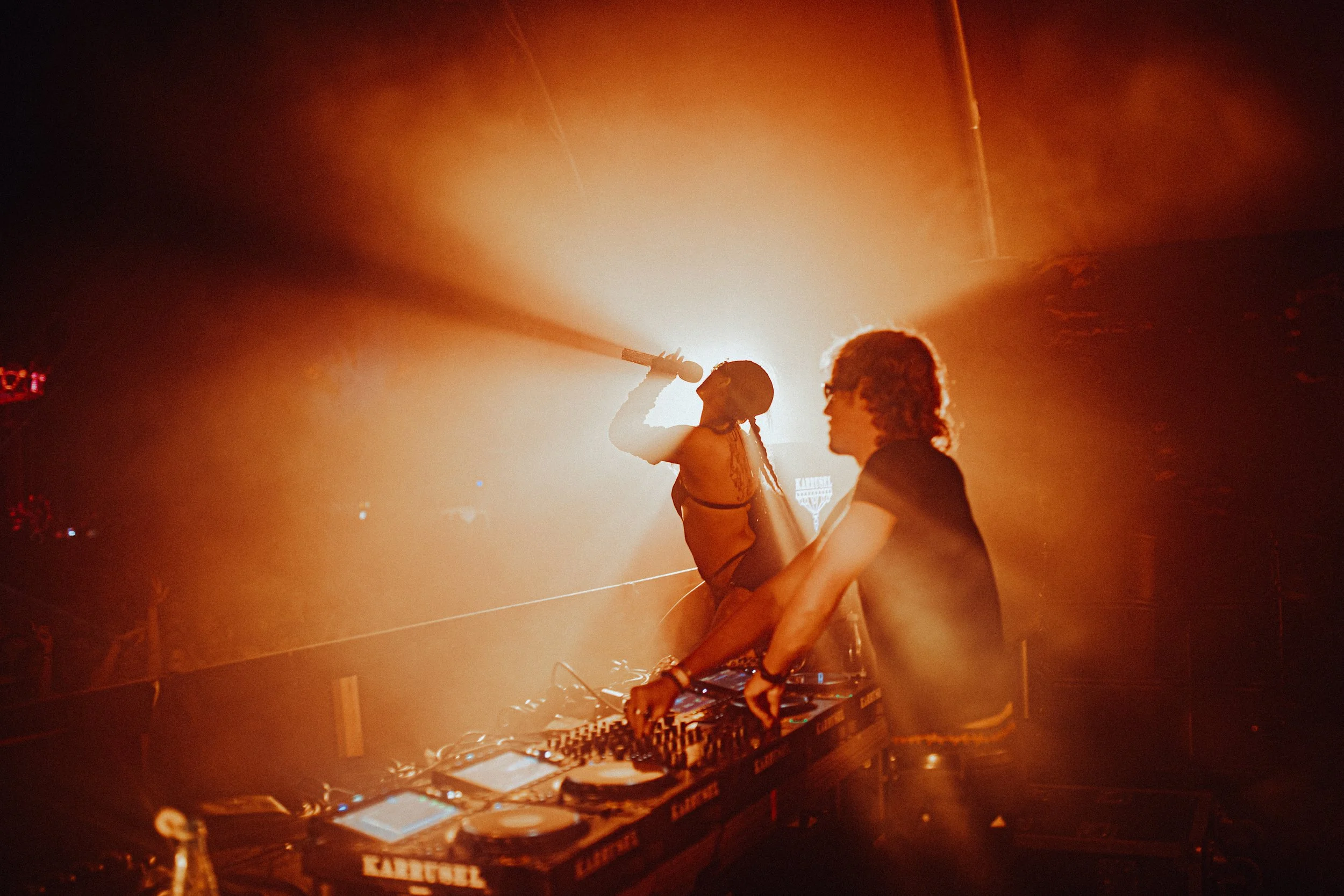 Miss Bashfull x DBBD - Photo by Simon Lau