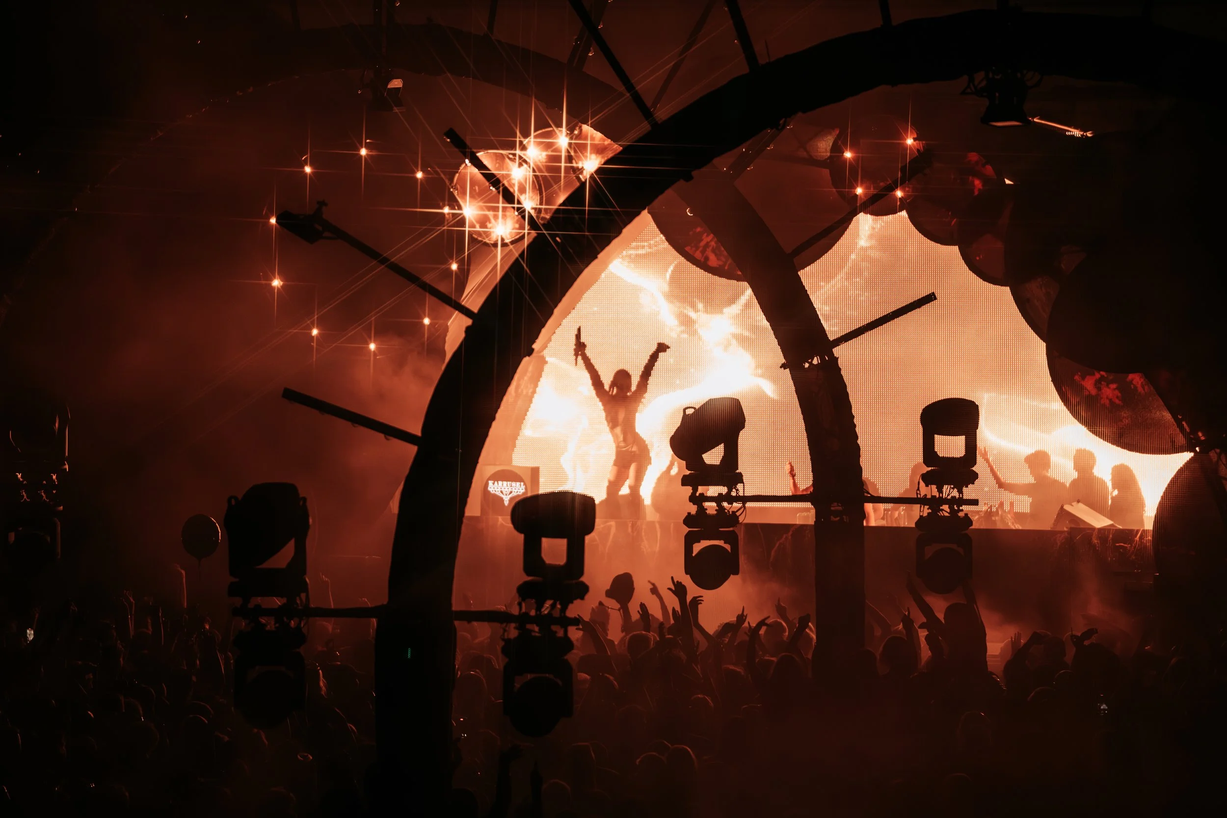 Miss Bashful - Photo by Amihaesei Alexandru