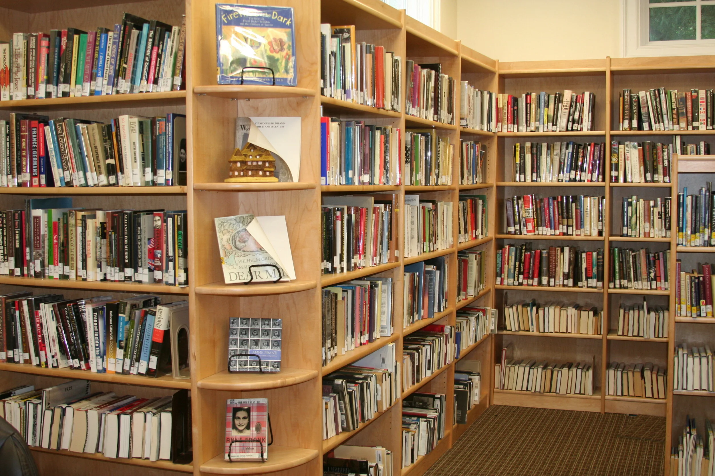 &nbsp;The Louis Posner Memorial Library