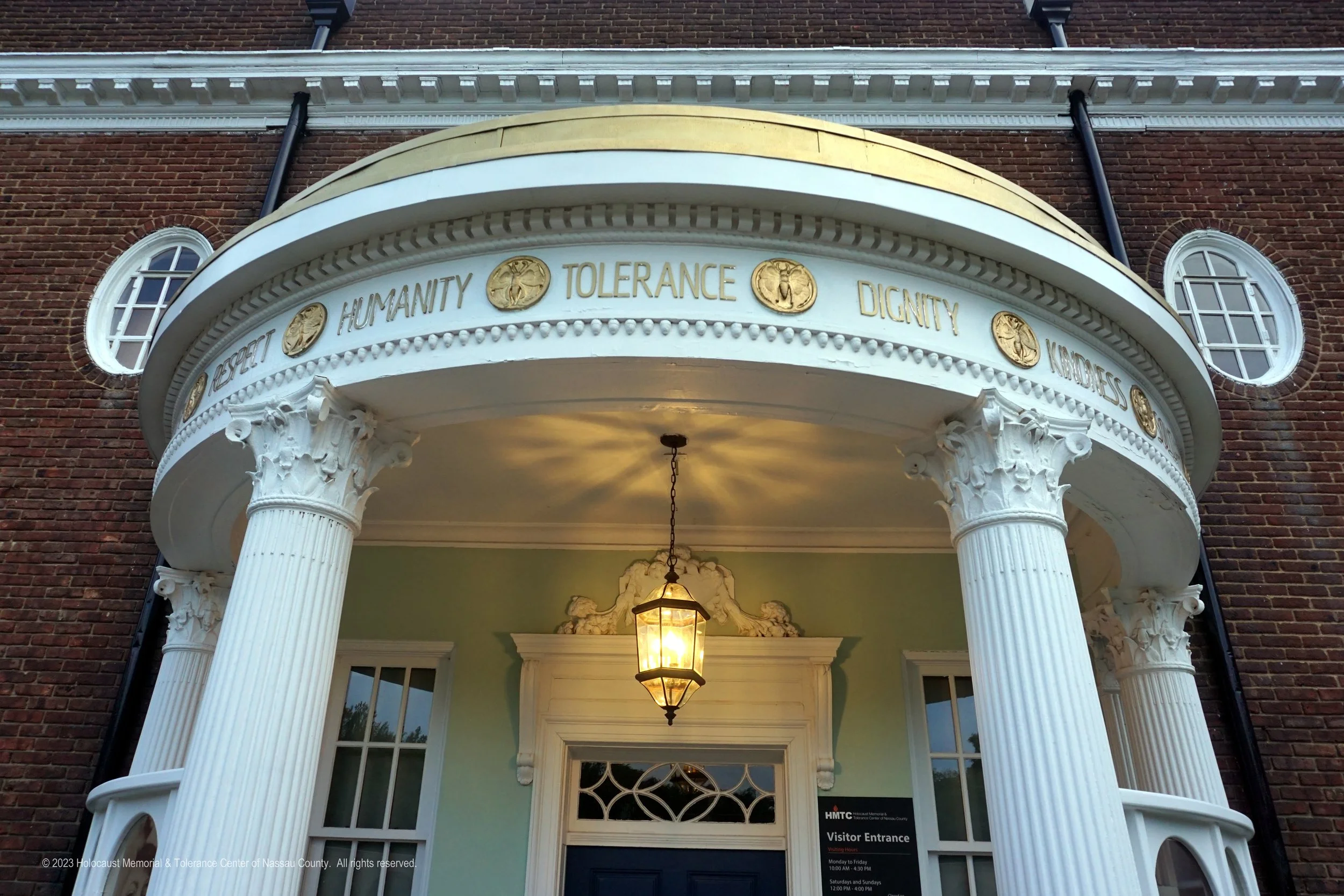 Portico Center Top Tight.jpg