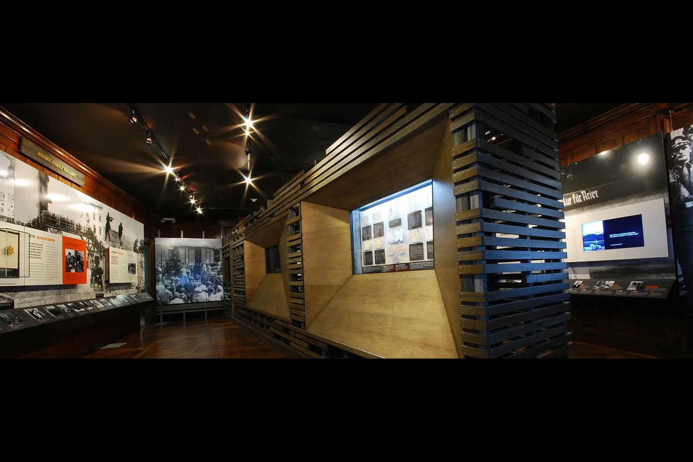 evidence-design-holocaustcenter_image_5.jpg