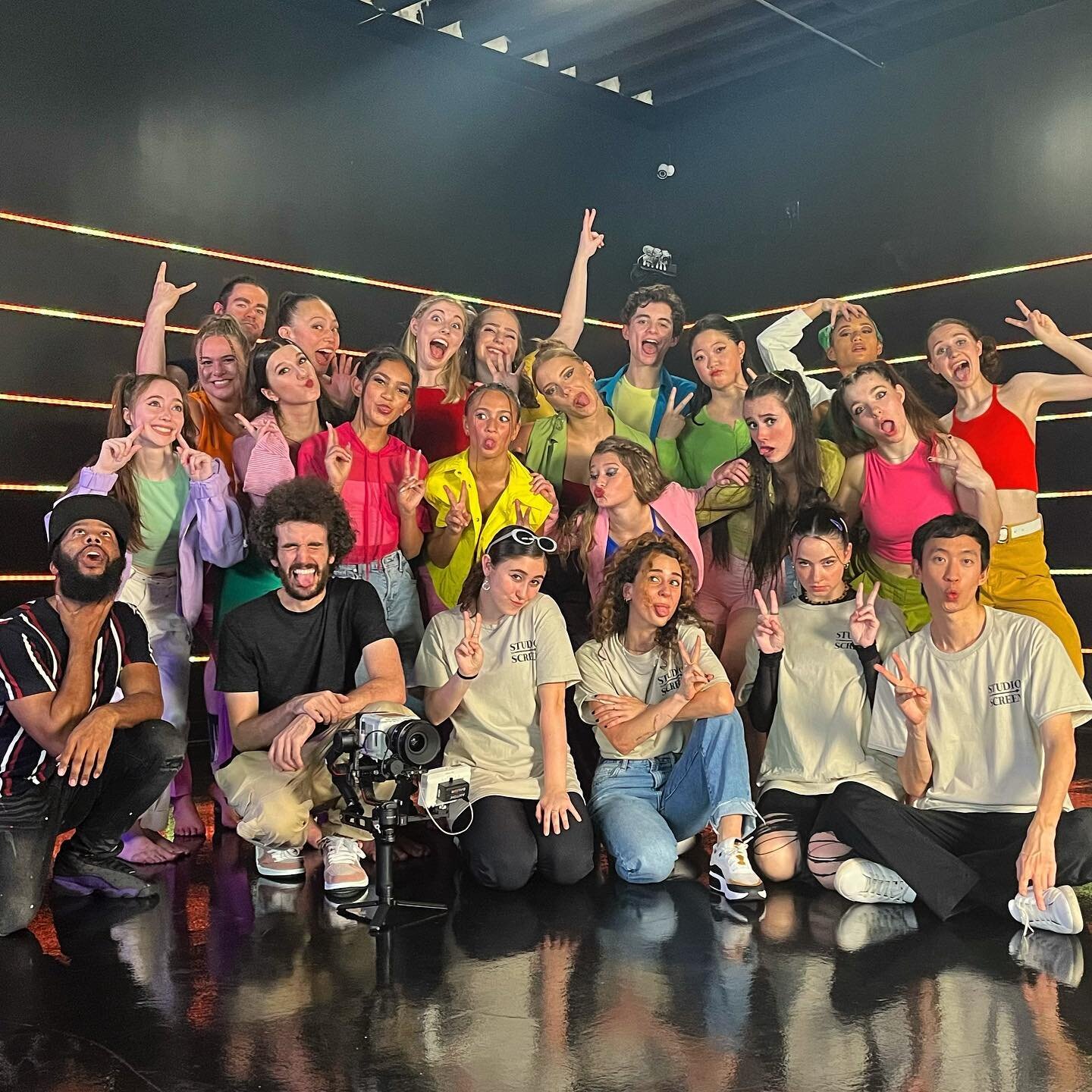 HUGE THANK YOU to this amazing crew and this beautiful cast of my first @studio_to_screen on camera workshop! Still at a loss for words, for now, just THANK YOU!! 🥹❤️✨
&bull;
THATS A WRAP ON DAY 3!! 
Director/choreographer @ginamenichino 
Director o