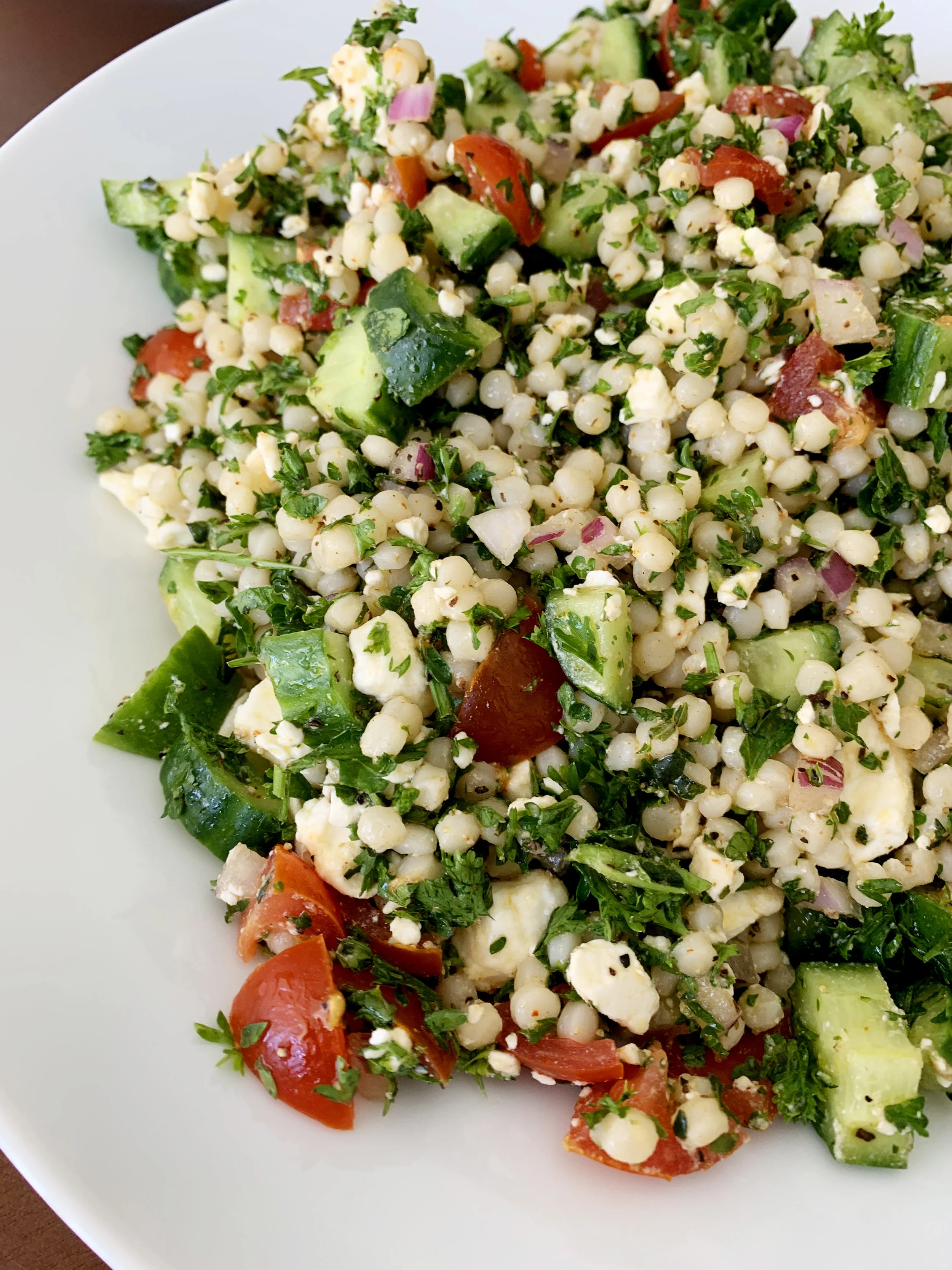 A bright, fresh and summery pasta salad!