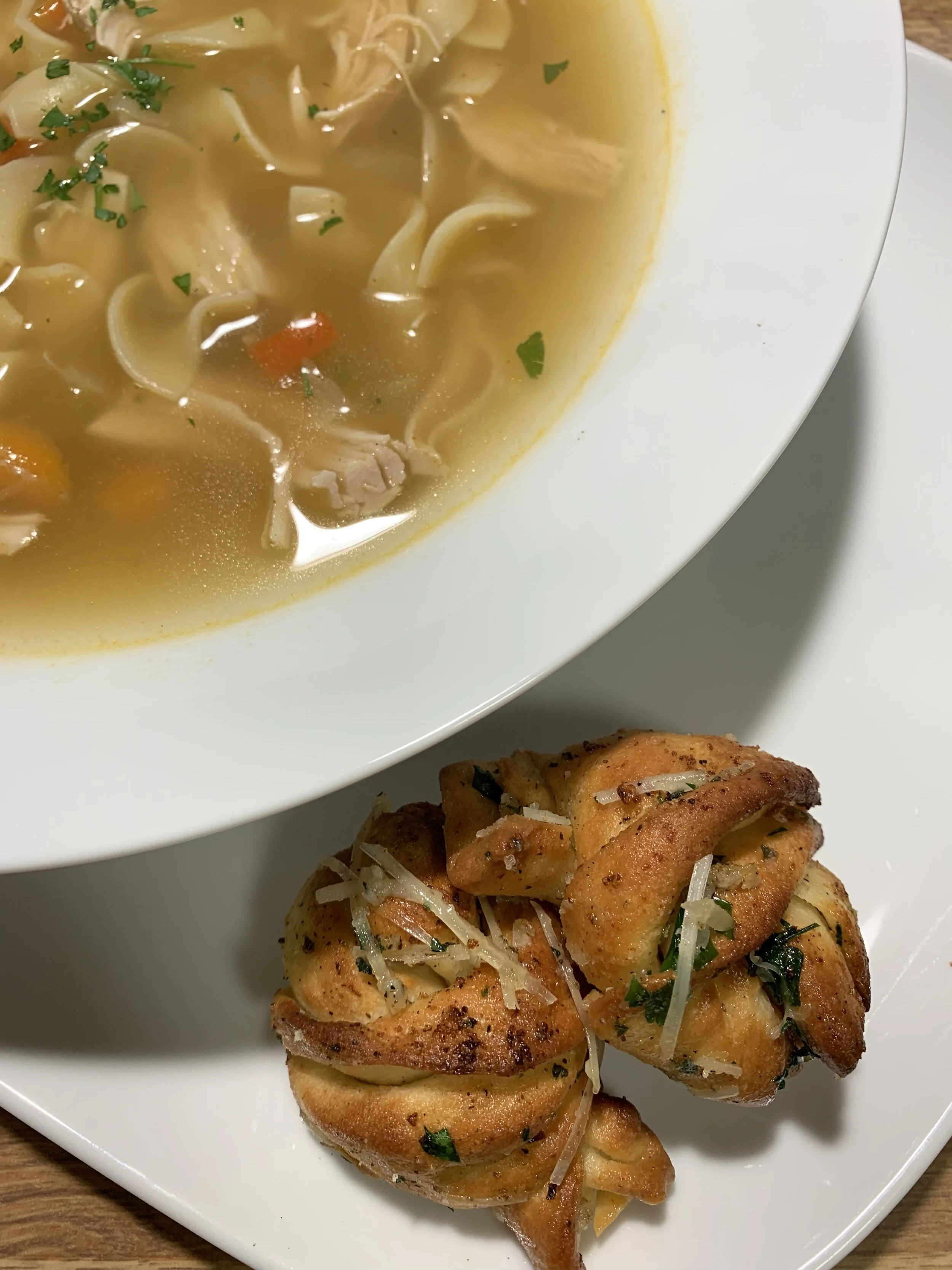 Check out my Garlic Knot recipe for a great addition to this dish!