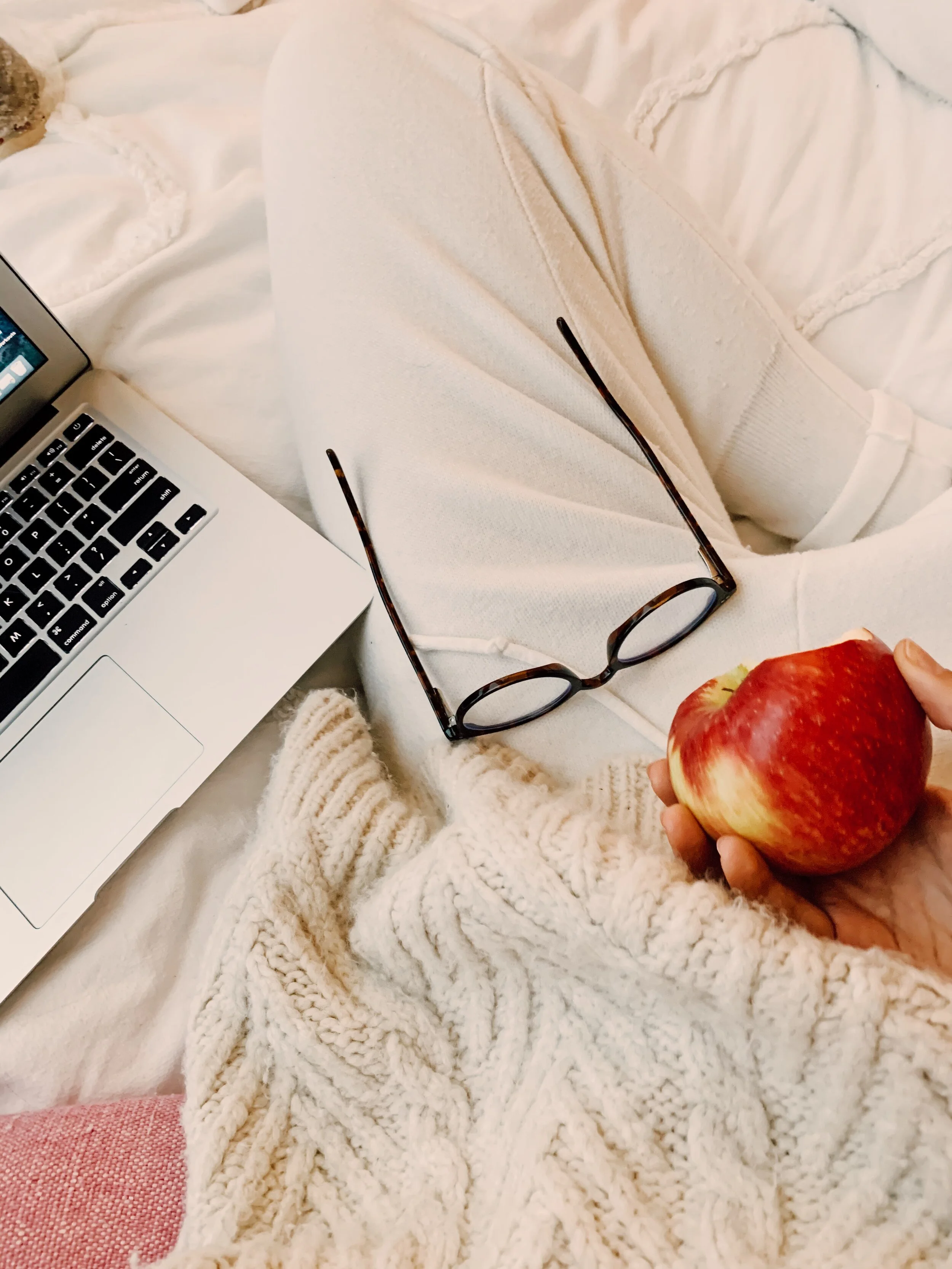 MY FAVORITE PODCASTS