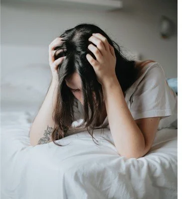 Can a Psychic Help You Overcome Fear and Self-Doubt?