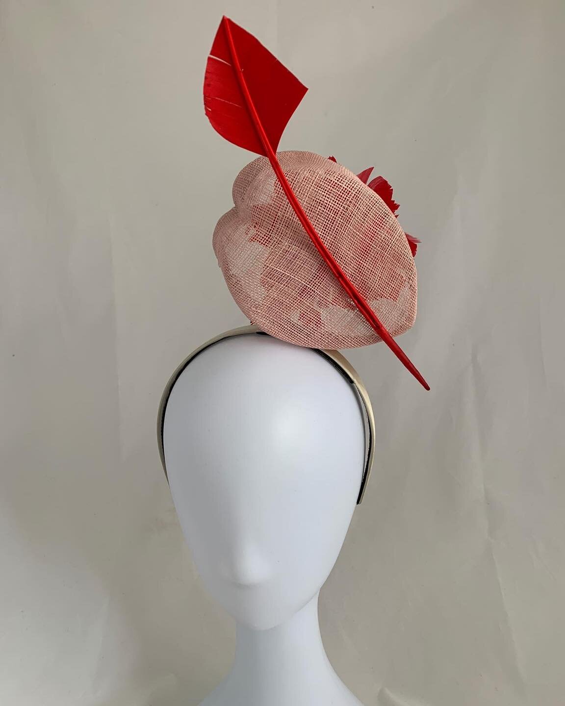 Happy Valentine&rsquo;s Day, Galentines Day, or just plain old Happy Wednesday to all the hat lovers that follow me in my adventures in millinery. 

Love you all

Susie x
