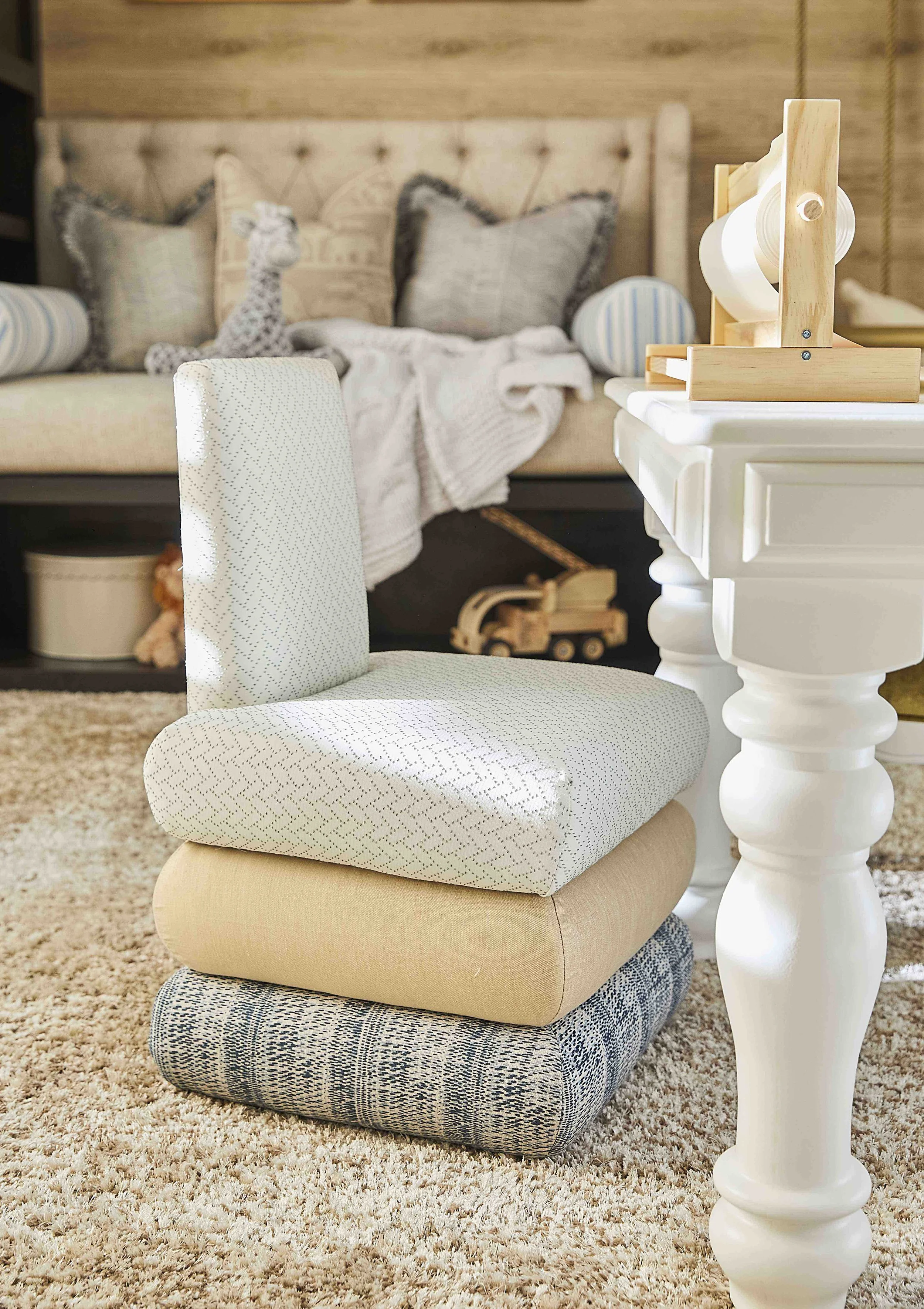 Rockabye Mommy-nursery-designer-playtable-chairs.jpg