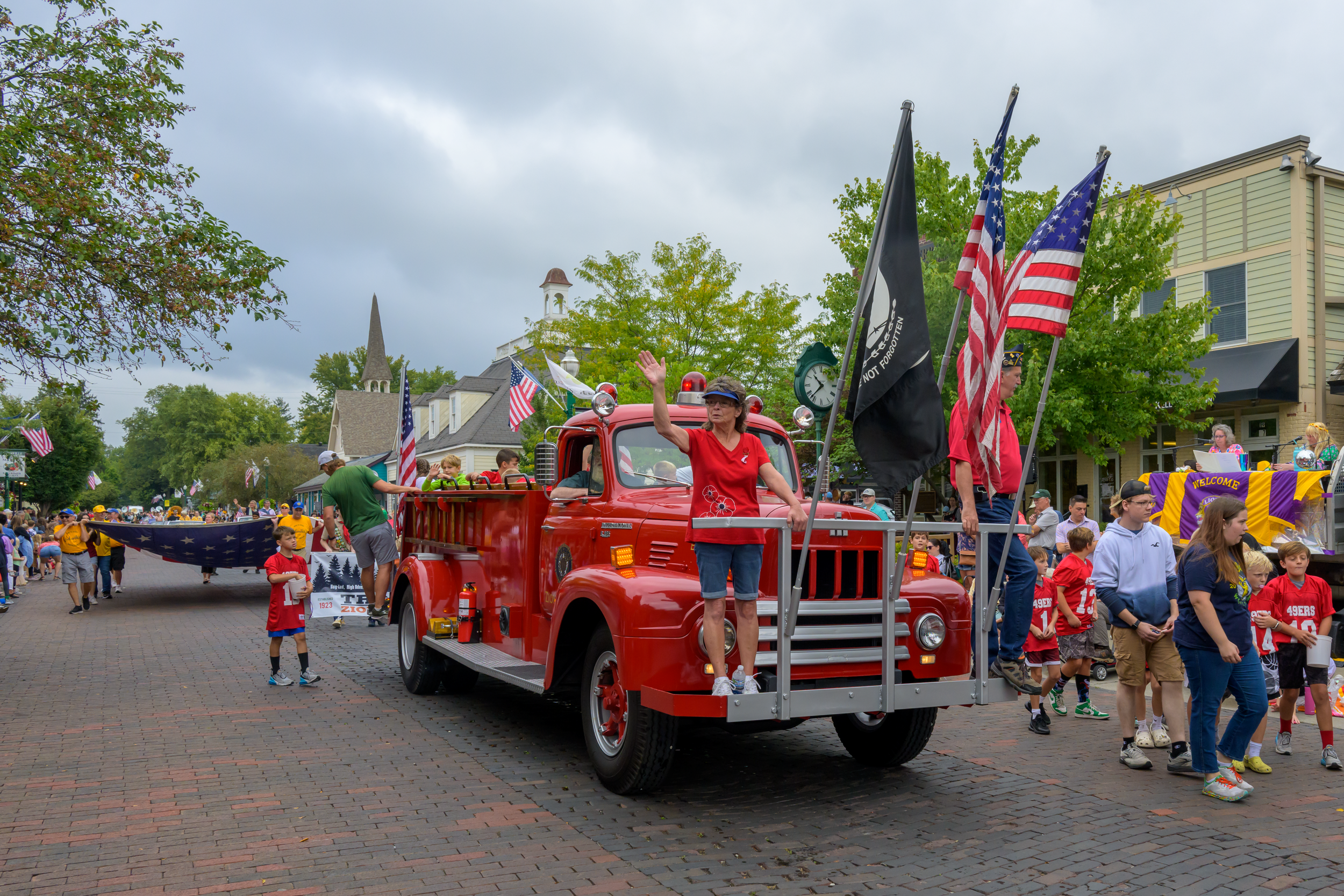Parade 37 American Legion.png