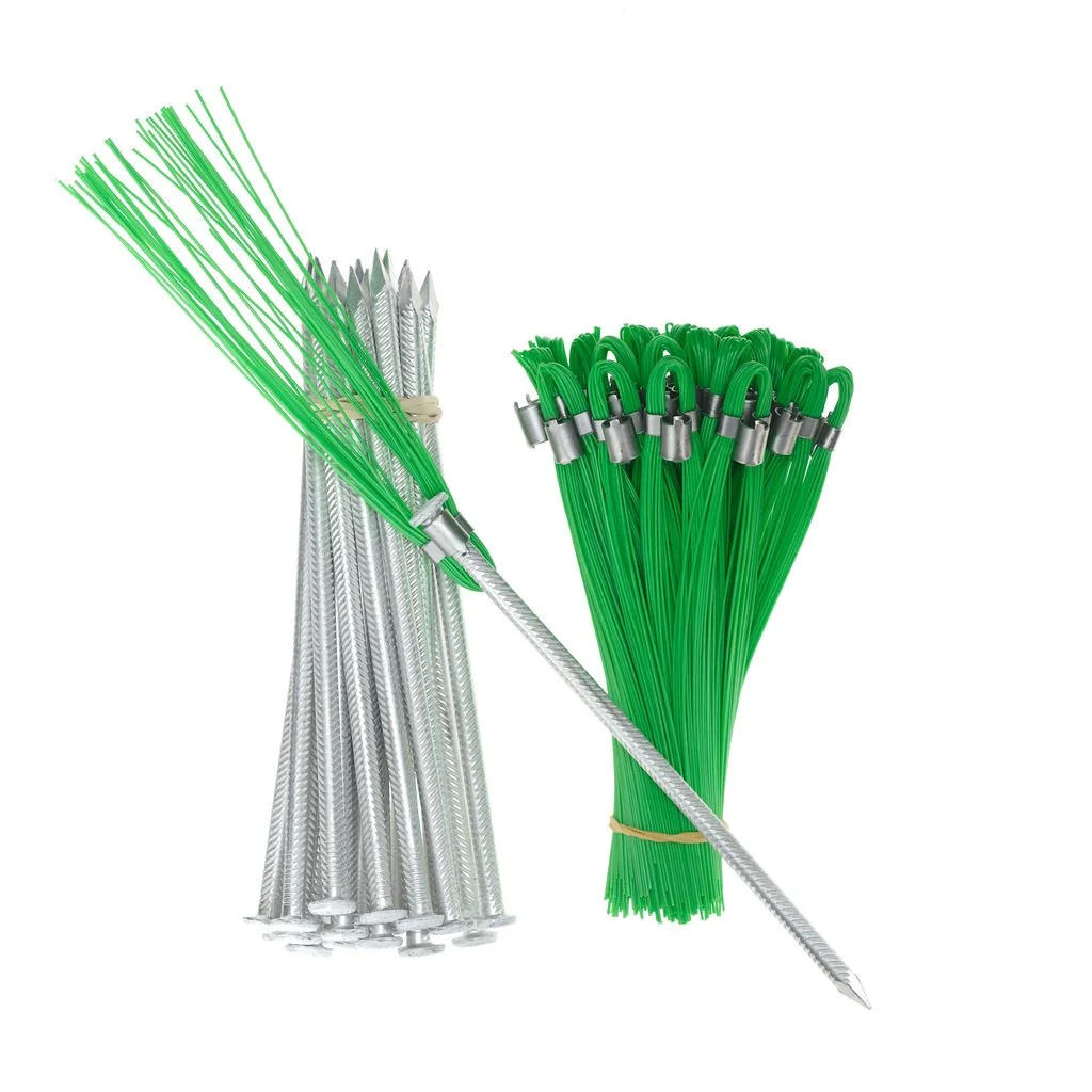 Whisker Flags -Green with Lightweight Aluminum Stakes Survey Markers (25-Pack) Trail Chasers