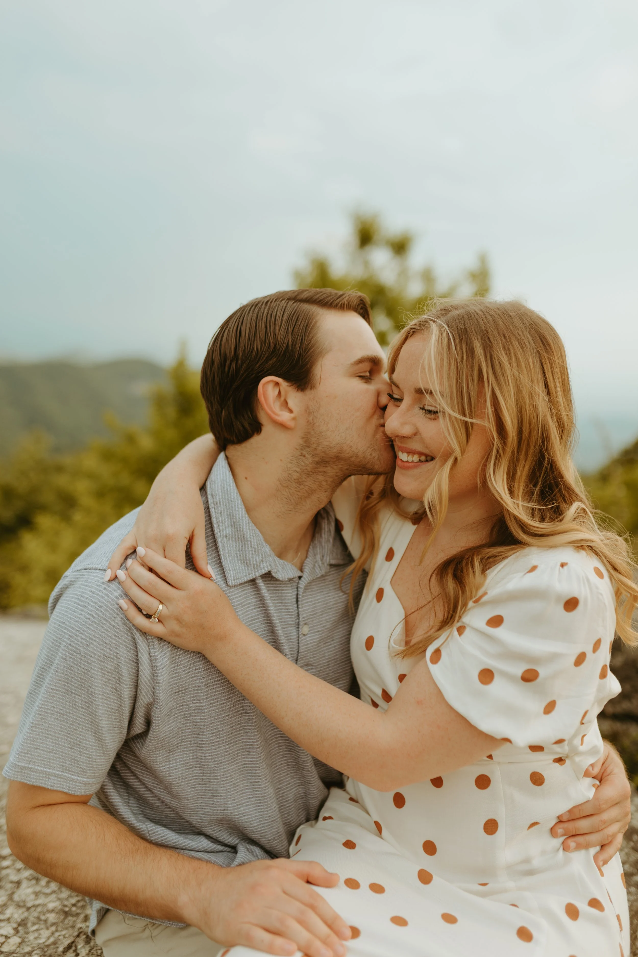 Reagan &amp; Sam // Engagements at Sassafras Mountain