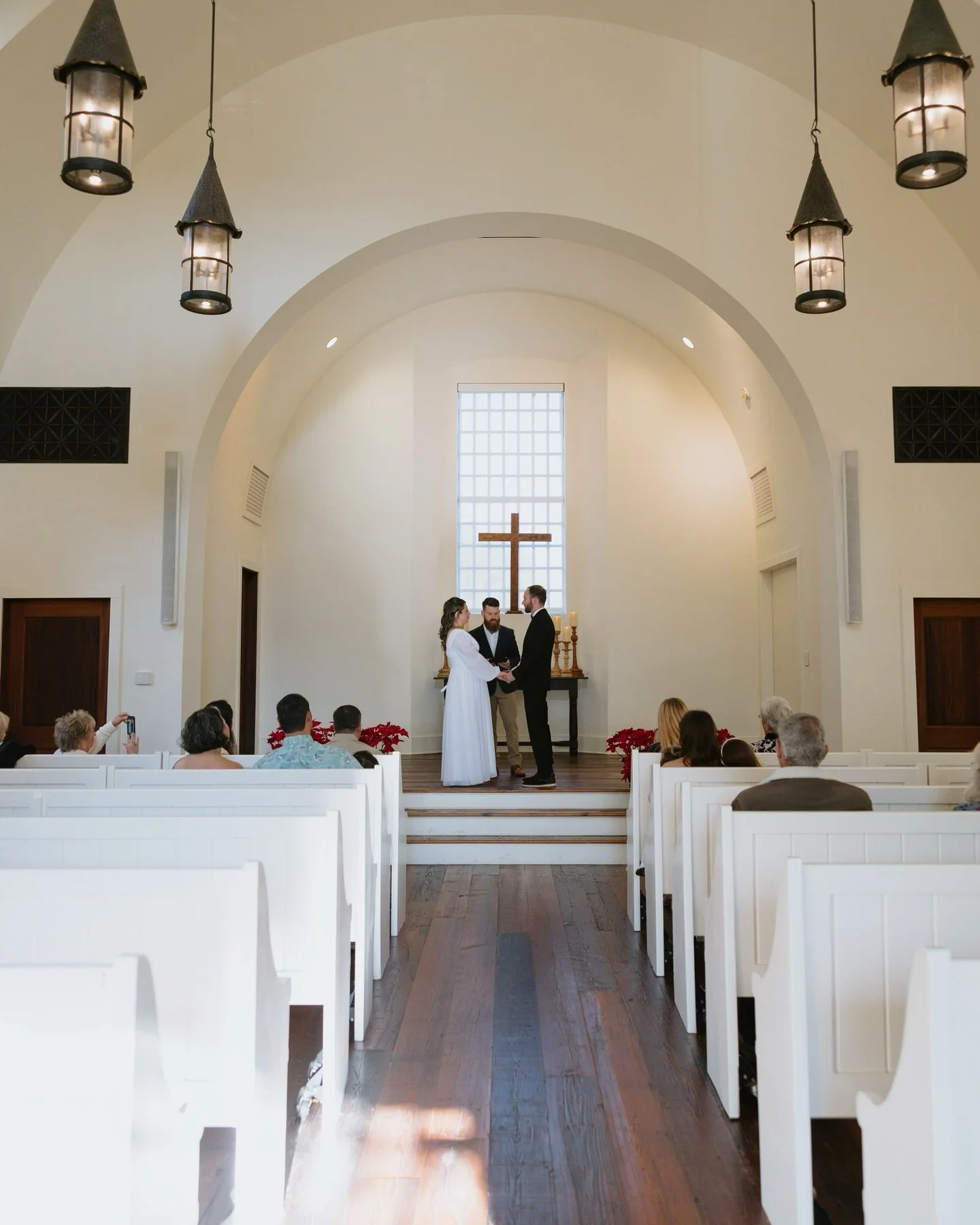 Moments from Victoria &amp; Jason&rsquo;s intimate New Year&rsquo;s Day wedding 🤍