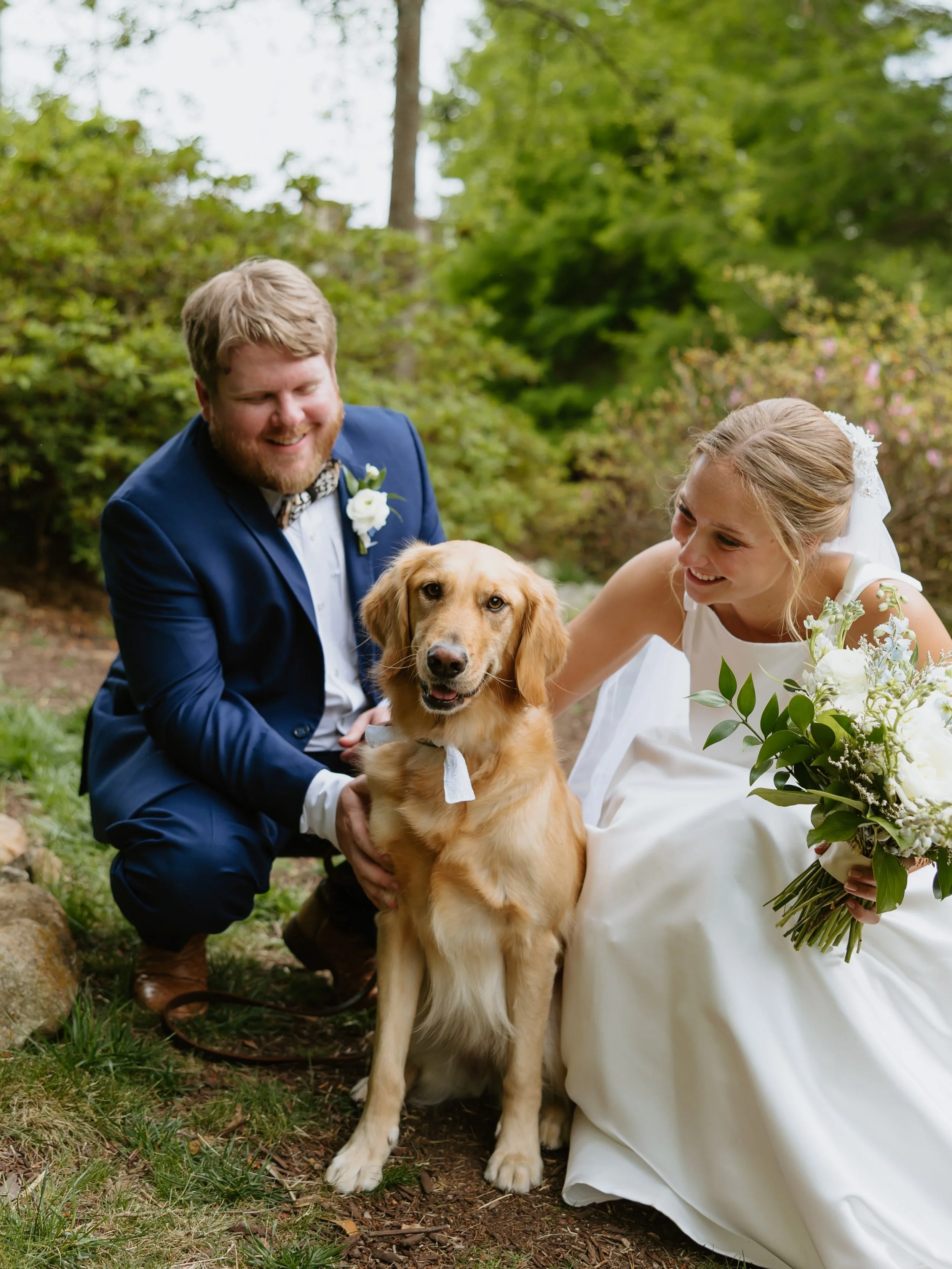Previews from Helen &amp; Nick&rsquo;s beautiful spring wedding! This day was SO much fun and truly full of so much laughter &amp; joy! I absolutely loved photographing these two&rsquo;s wedding day, and these are some of my favorite photos so far🤍
