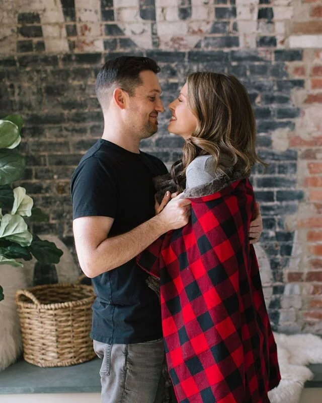 This Valentine's Day, give the one you love something that outlasts flowers and chocolates. 💕⁣
***Now through Feb. 4, save $14 on throw blankets with promocode LOVE14 ***⁣
We'll ship it off with a custom gift message (or enter LOCALGRAB in checkout 