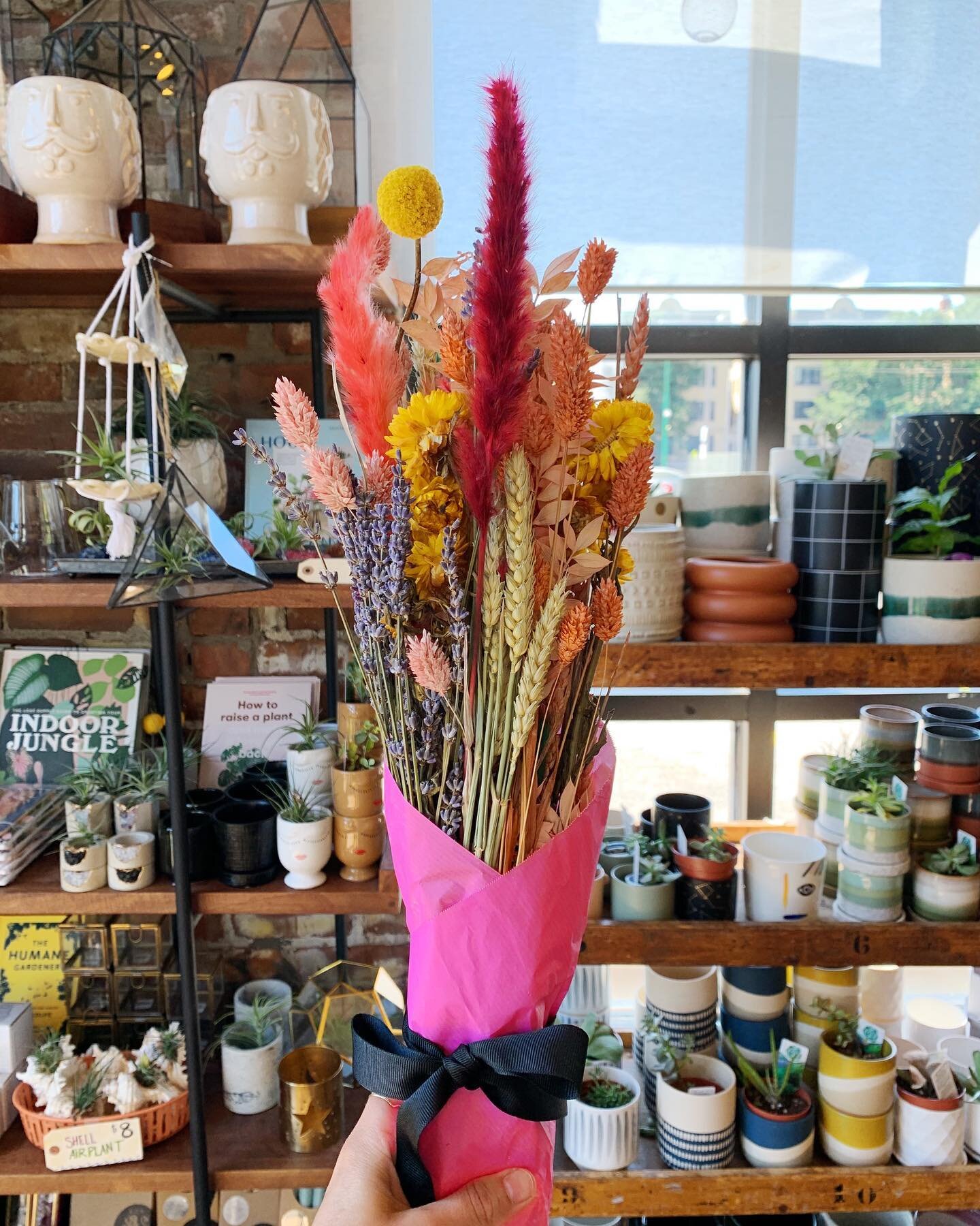 We are loving the late-summer colors in our new dried bouquets! They come in 3 different sizes and are a perfect gift or a special treat for yourself!