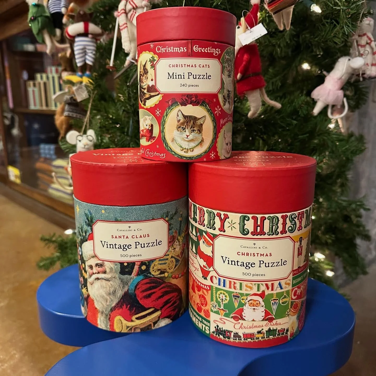Christmas puzzles are back in stock, and there&rsquo;s a brand-new Christmas Cats puzzle in the mix! 🧩😻🎄

Grab yours in-store or online ❤️ We&rsquo;re here &lsquo;til 7!

#nestdetroit #puzzles #gifts