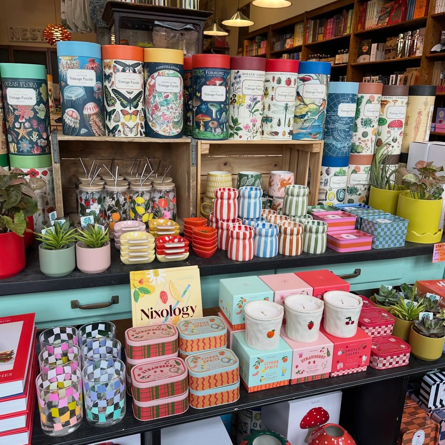 Shop views 💕

Open &lsquo;til 7 today!

#nestdetroit #gifts #plants #homegoods #shoplocal