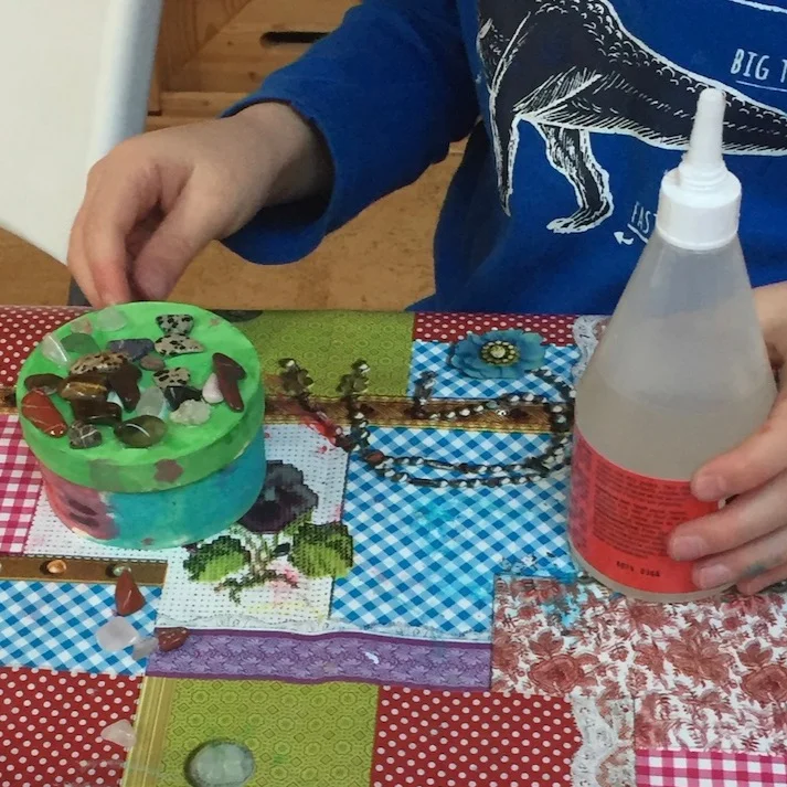 Kinderen en edelstenen