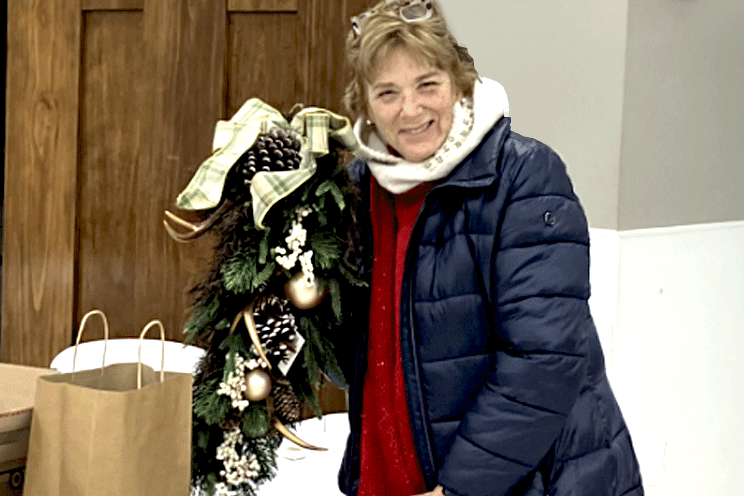 Cherie grabs the best wreath, again. Thanks!