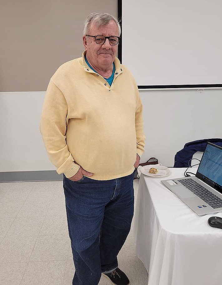 Mike Blythe of Fiery Run Bee Farm