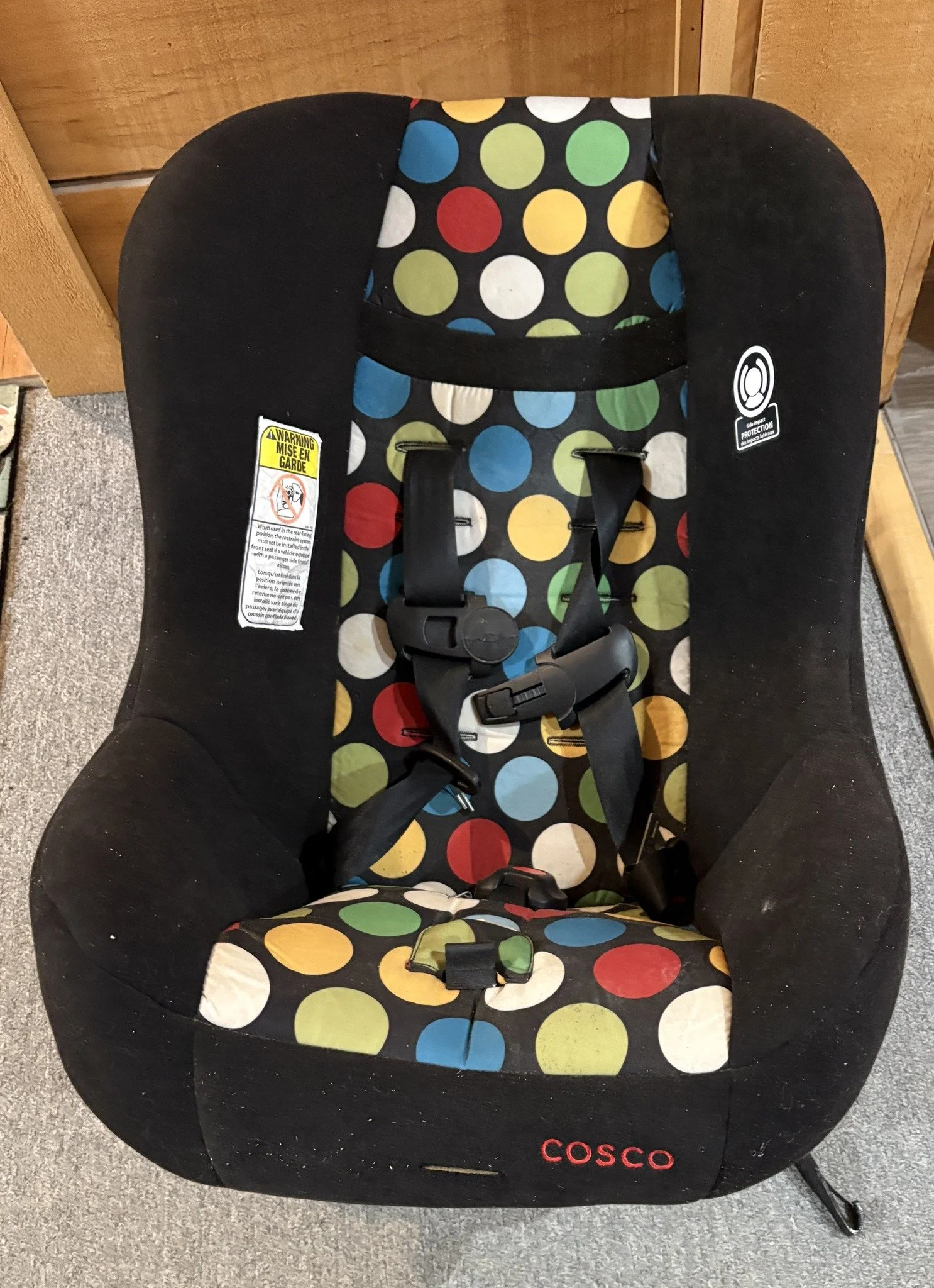 ⚠️ Important Reminder About Drop-Offs
Over the weekend, an infant car seat was left at our door. We know this was likely done with good intentions &mdash; but we need to explain why this creates a serious problem. 
Charities in Canada cannot accept u