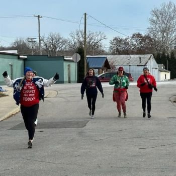 Jingle Bell Jog during Christmas in a Canal Town