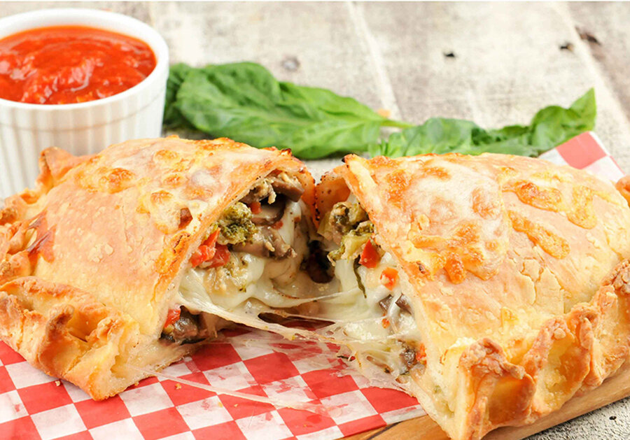 new york giant pizza calzone.jpg