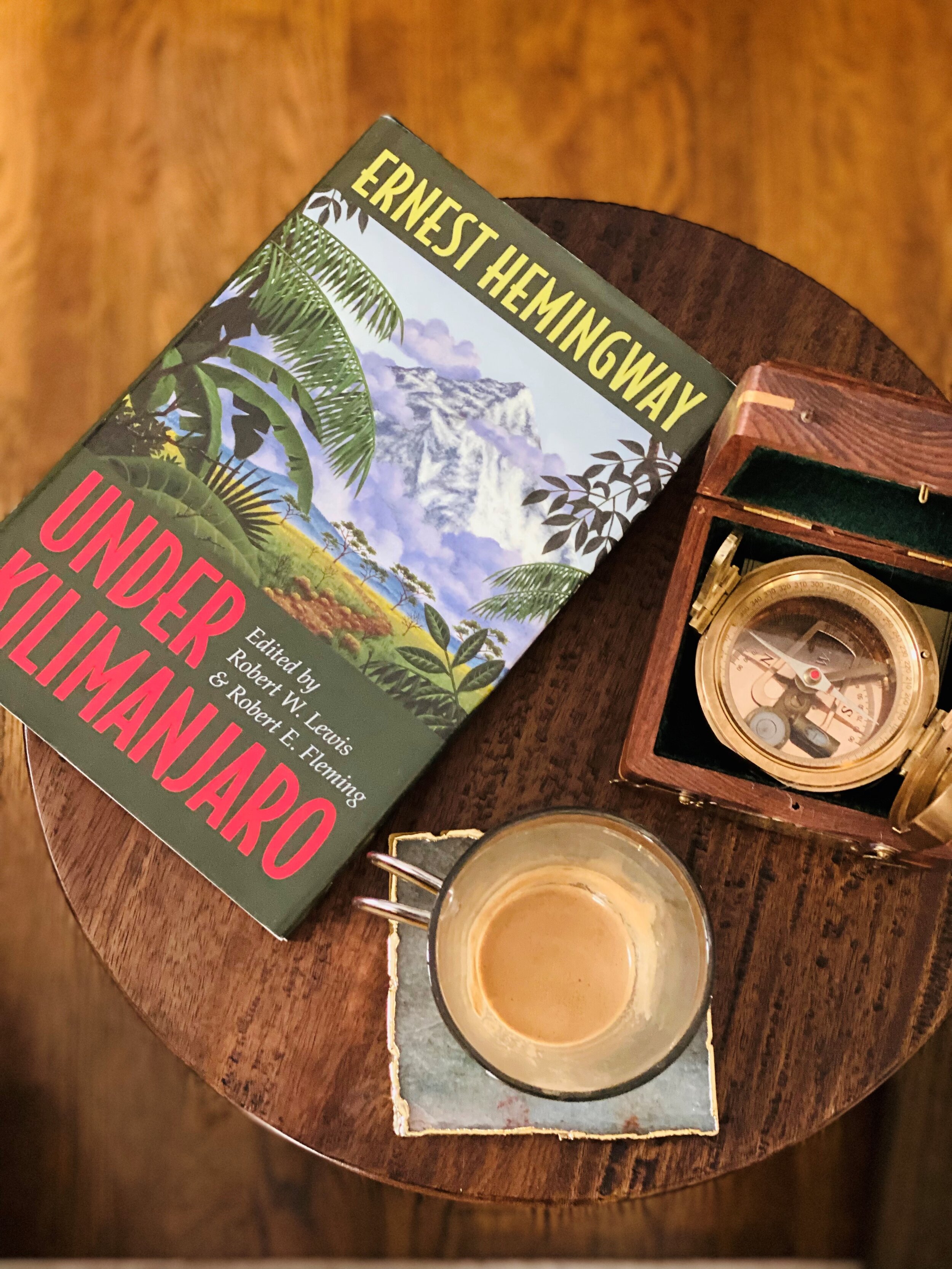 Under Kilimanjaro, Ernest Hemingway