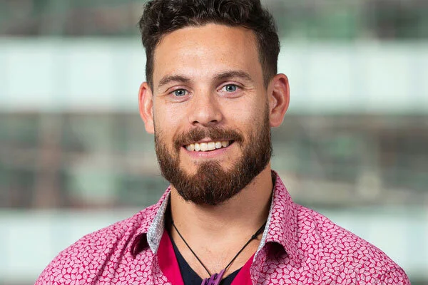 Shay Wright , Co-founder of Te Whare Hukahuka and winner of the Impact Award for Enterprise 2019 // Presenting the Impact Award for Enterprise