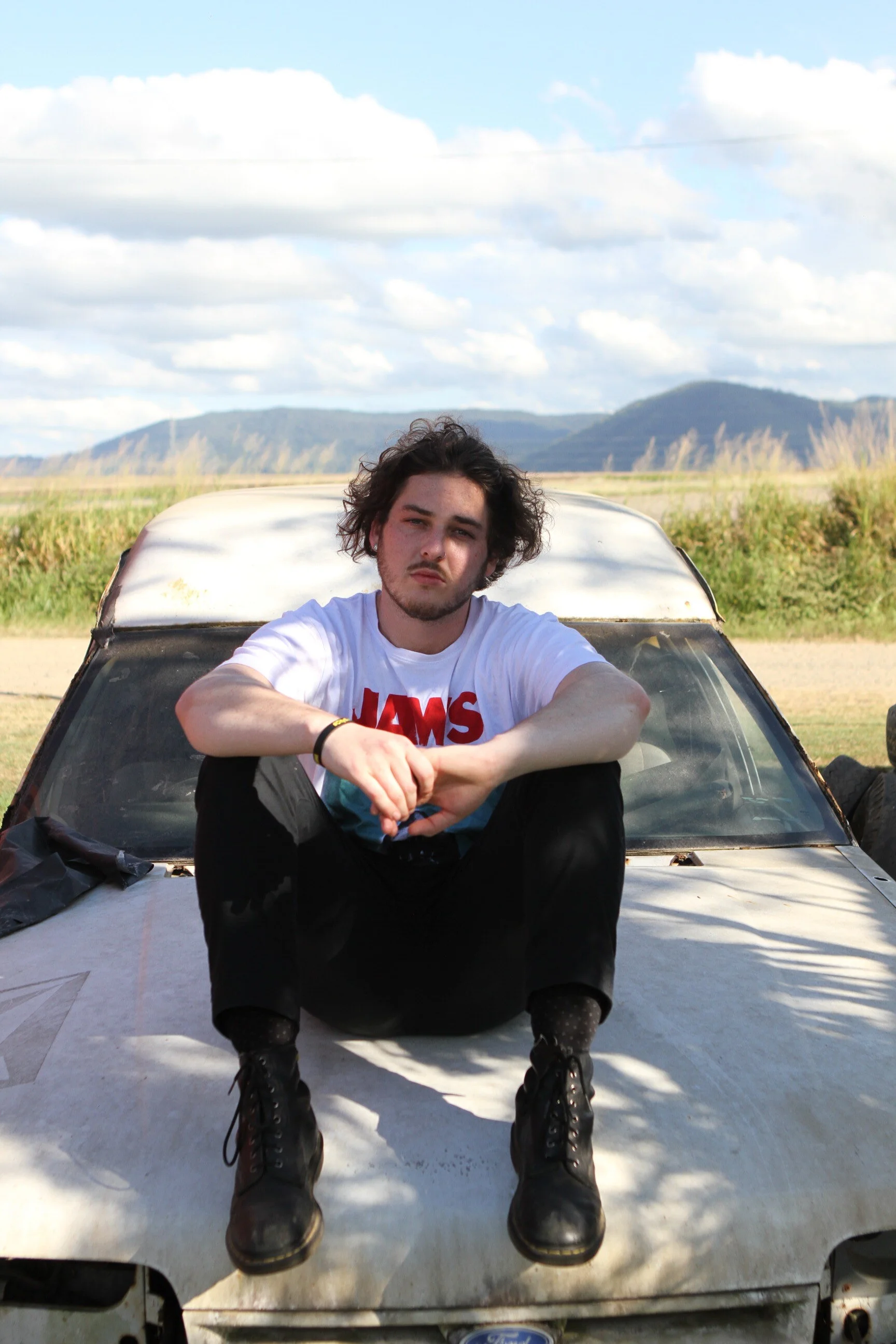 Zekiel Brings the "Energy" On Latest Single