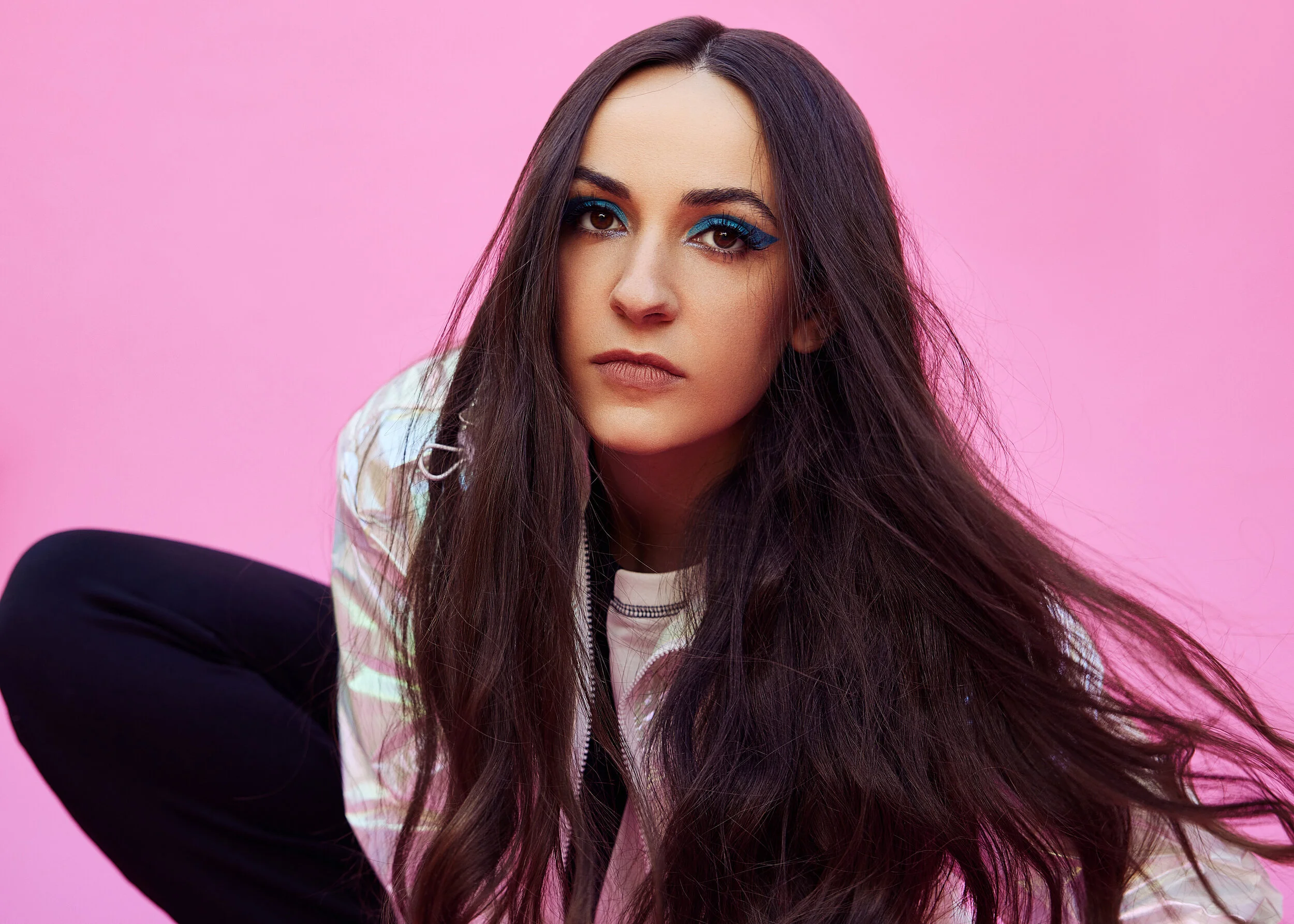 S A N N I A Returns With "Love You Like"