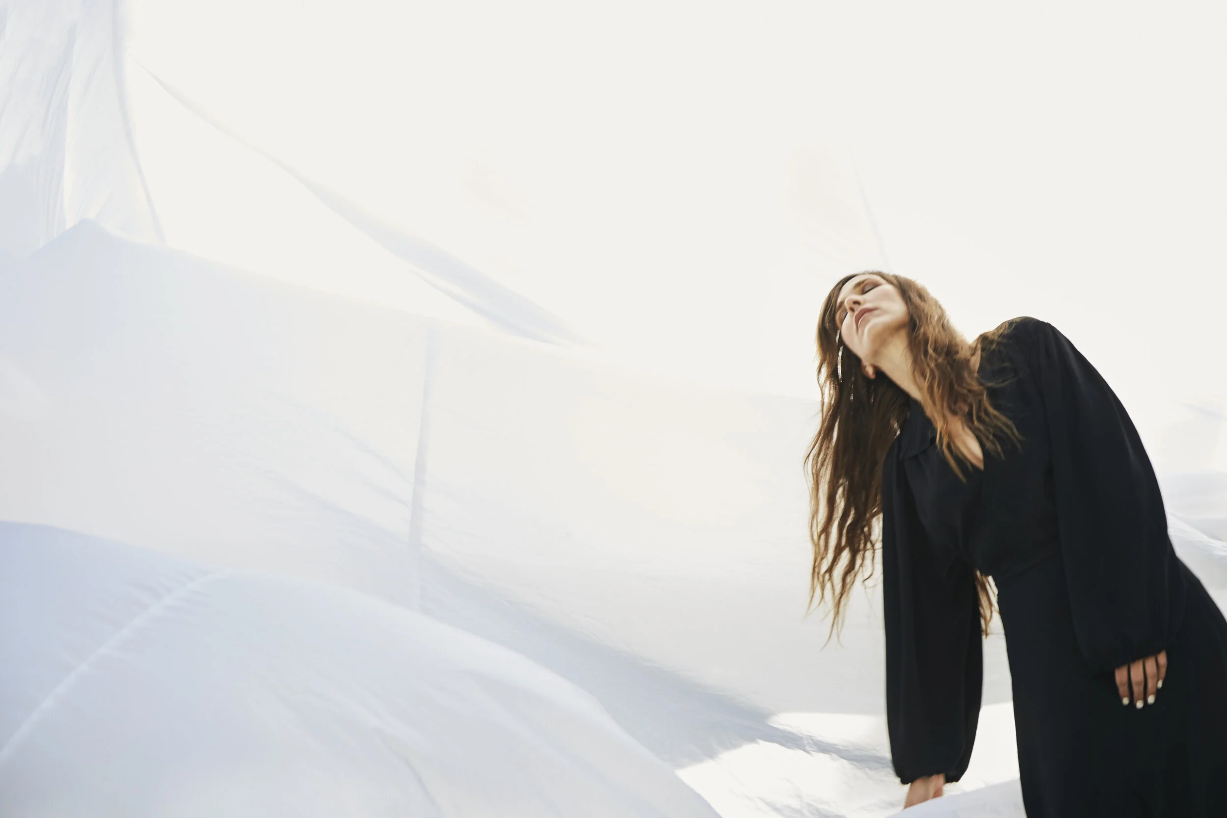 Reb Fountain Releases Hypnotic New Single “Foxbright” 