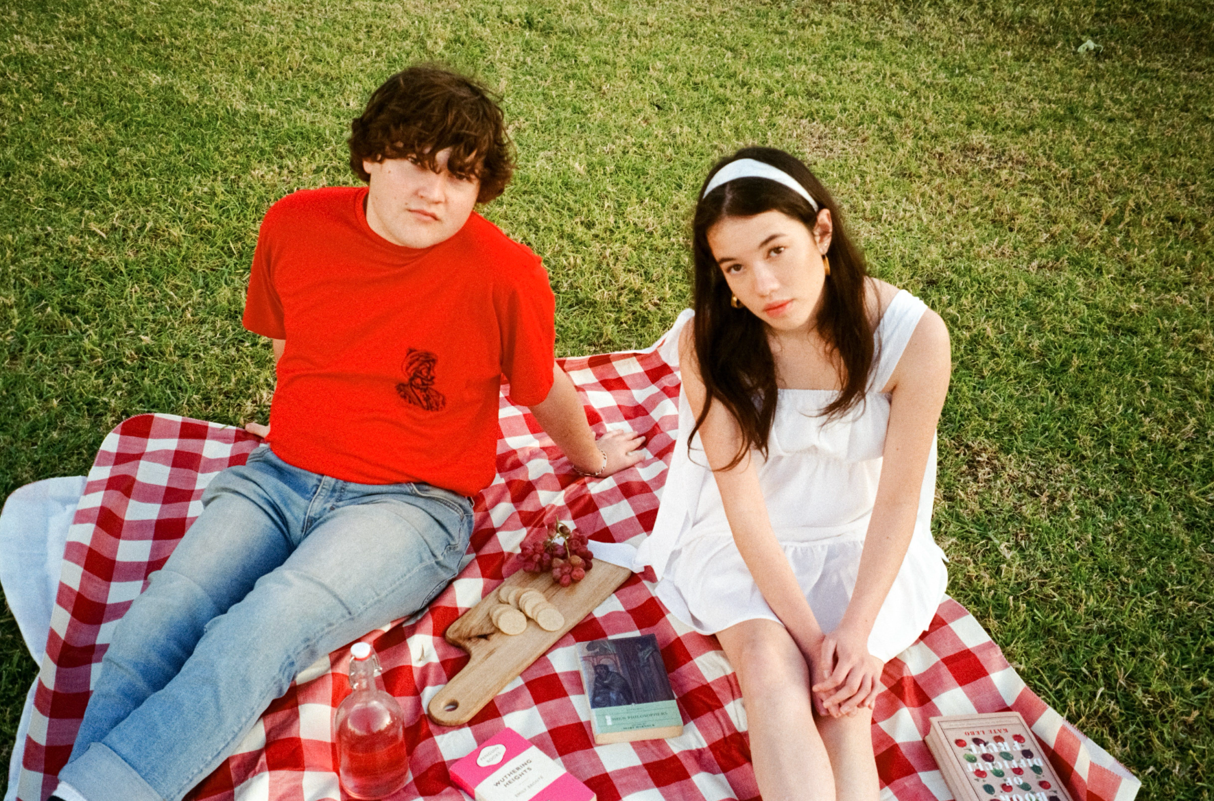 Thomas Porter and Lucy Sugerman Drop Quirky New Single "Headache"