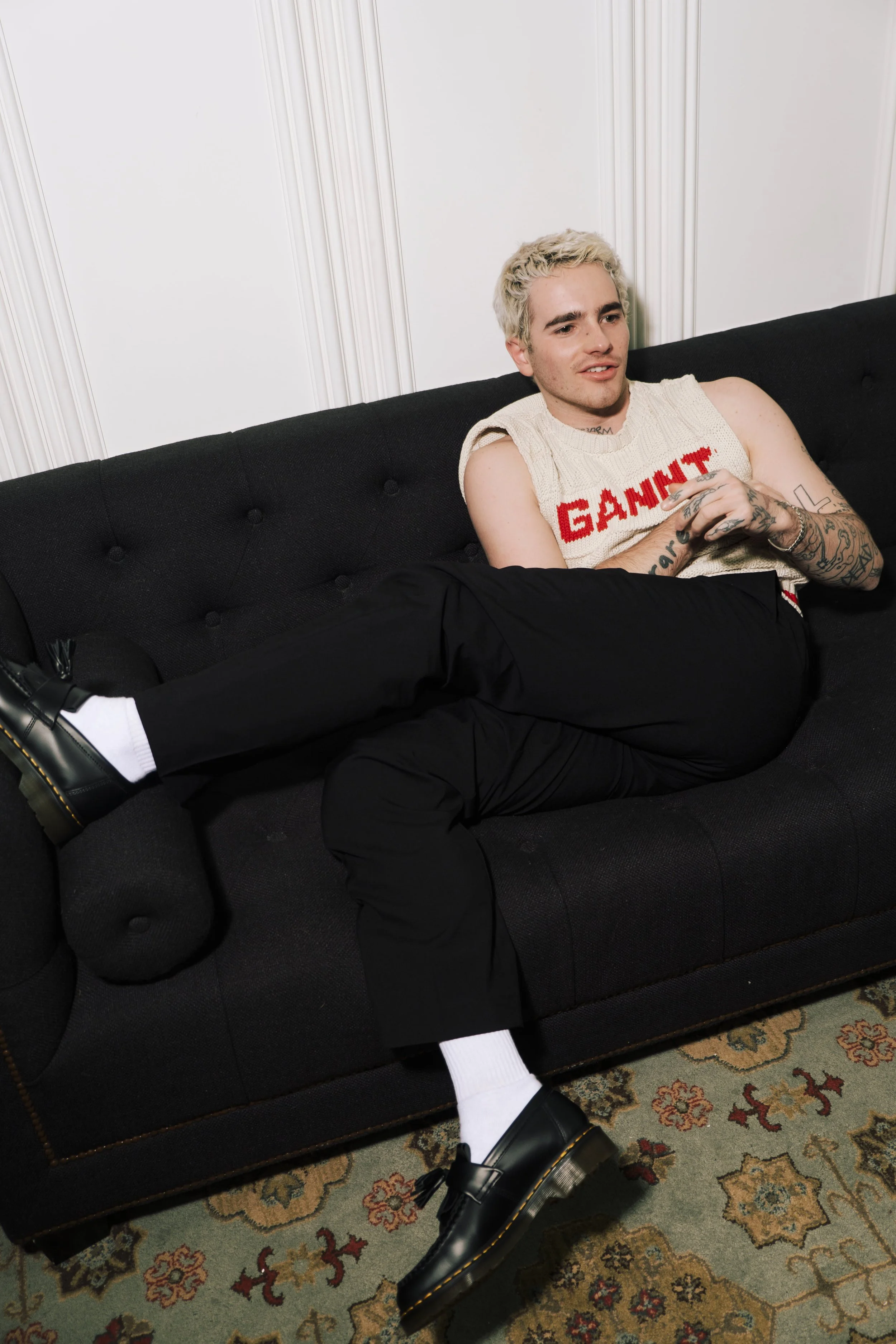 Yxngxr1's 'where has everyone gone.': A Captivating Journey into 