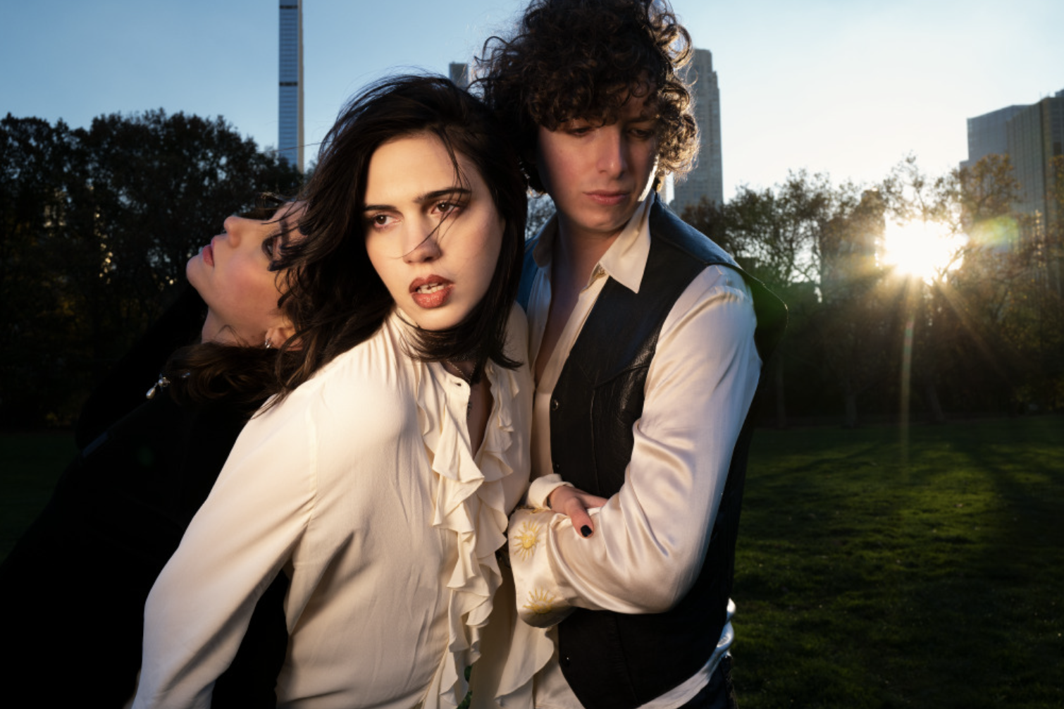 Epic New Sunflower Bean Single "Nothing Romantic" 