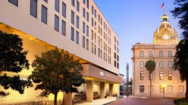 Savannah Art Walk w. Champagne Reception at Hyatt Regency