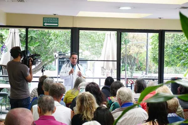 Doctor-Vazquez-at-IBC.jpg