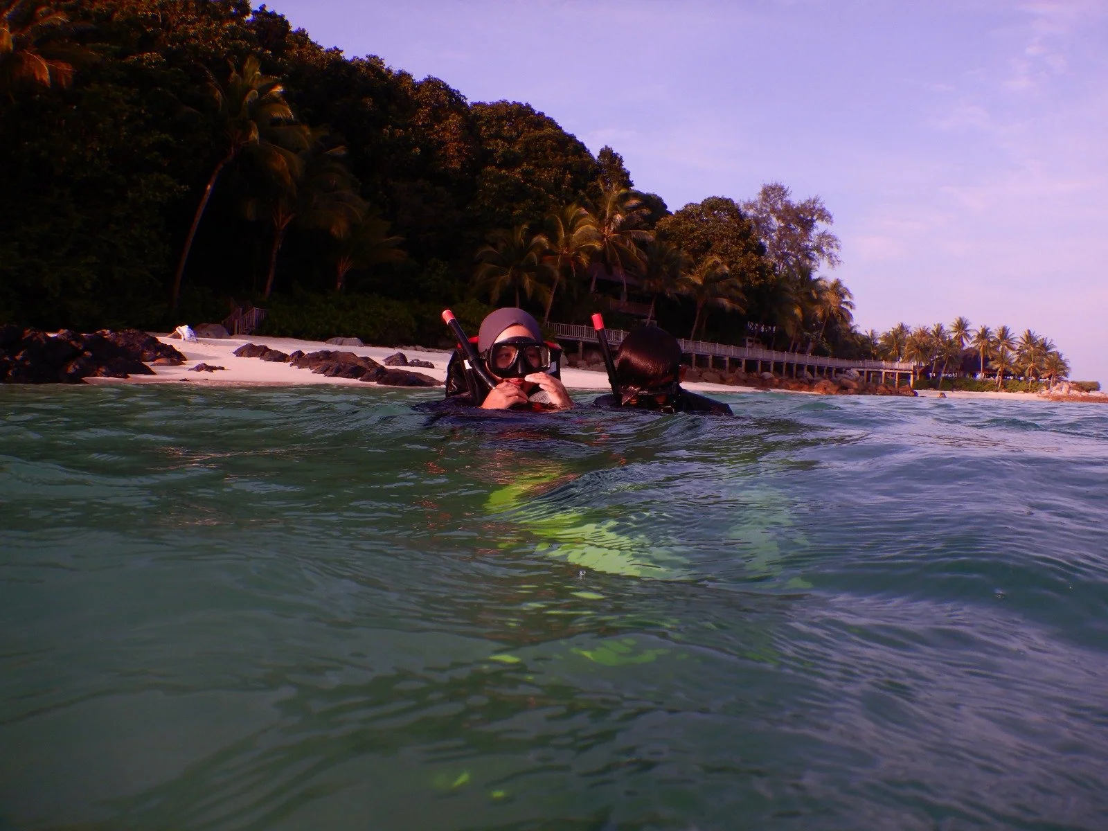 Island Reflections: Embracing Nature, Finding Strength - Nur Baiti Azizi