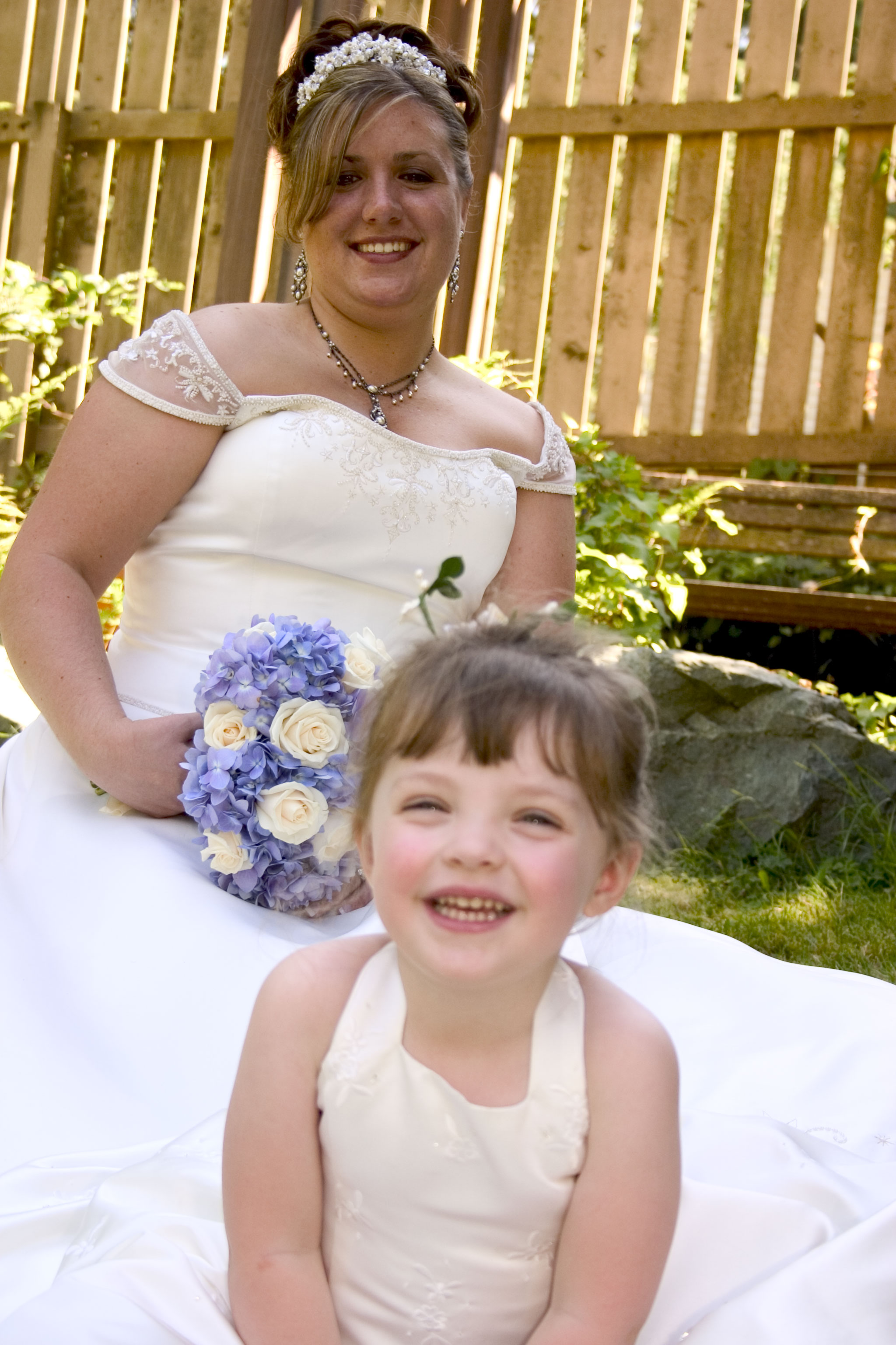Jenny-&-Bri-3.jpg