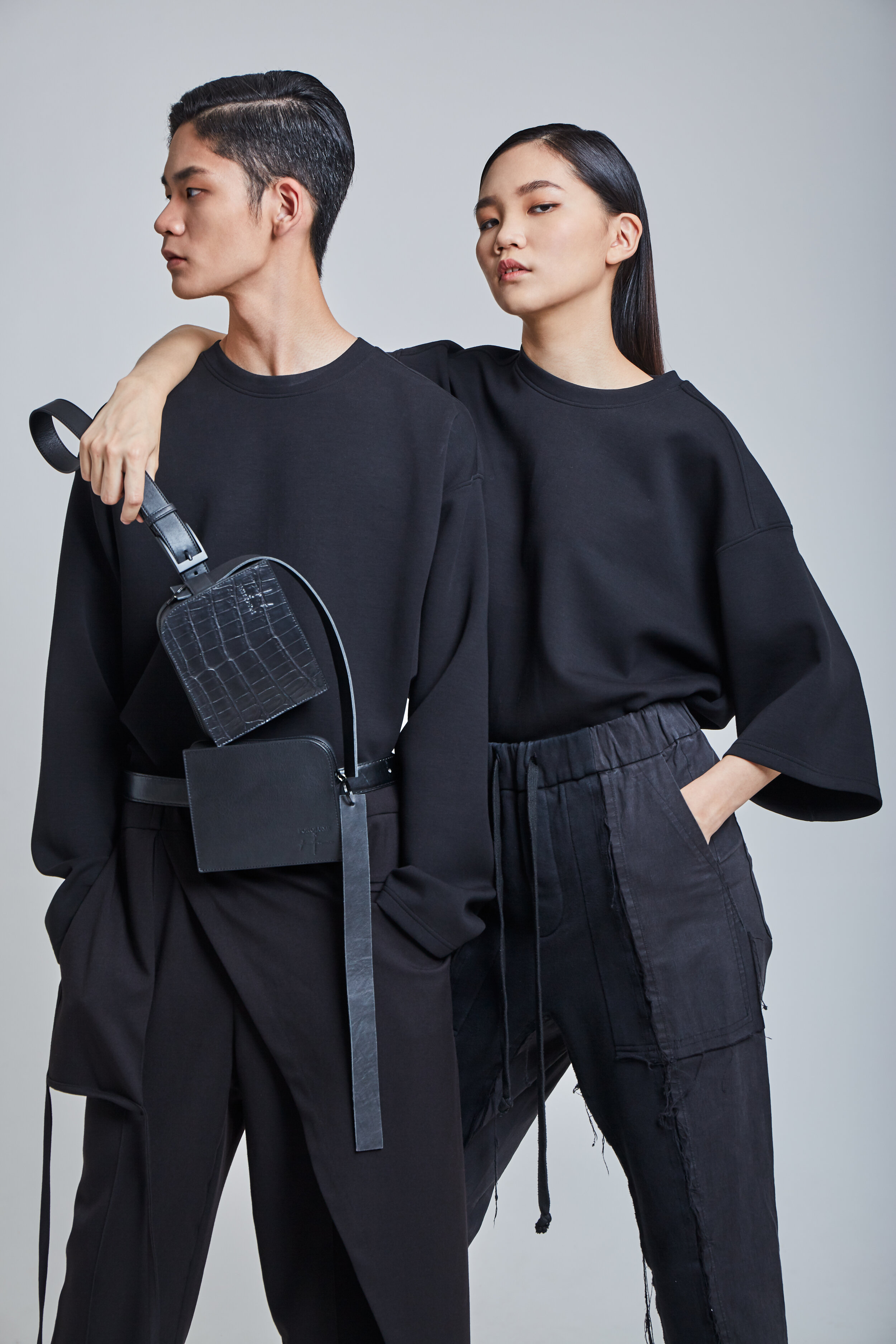 POROLUXE X KITWOO CROC BELT BAG