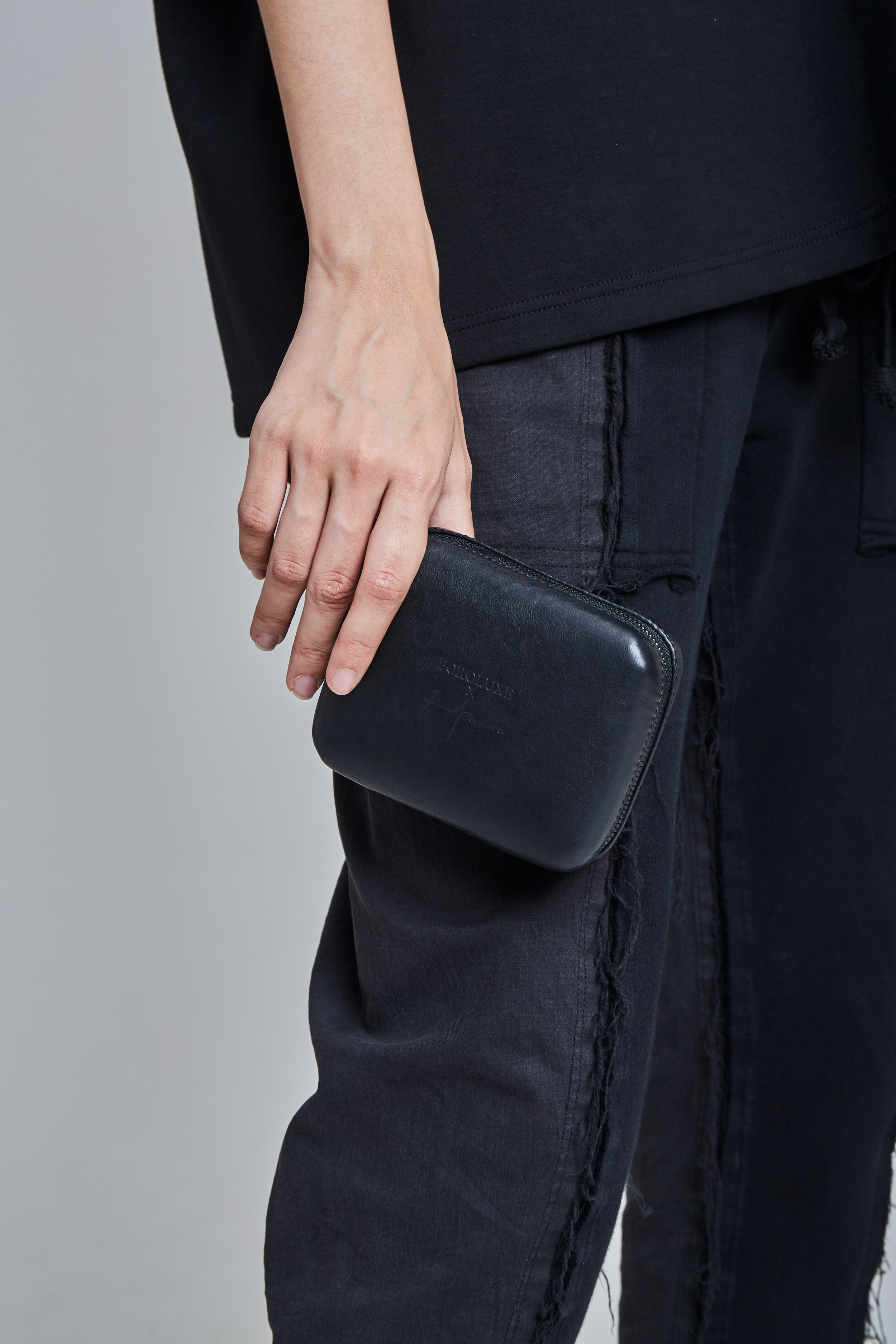 POROLUXE X KITWOO LEATHER COIN CASE