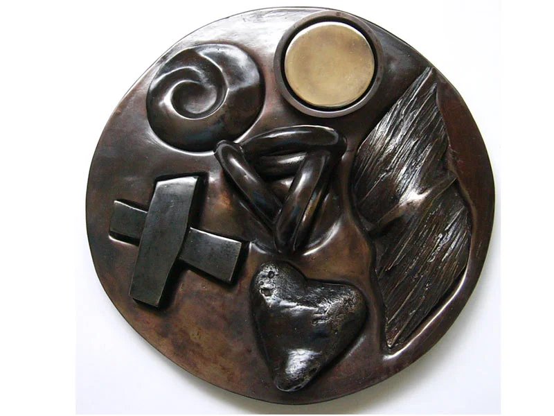 2005, Rescue Kit 1, Cast bronze, seven inclusions, overall size of base container 210-220mm. Artis gallery, Auckland.